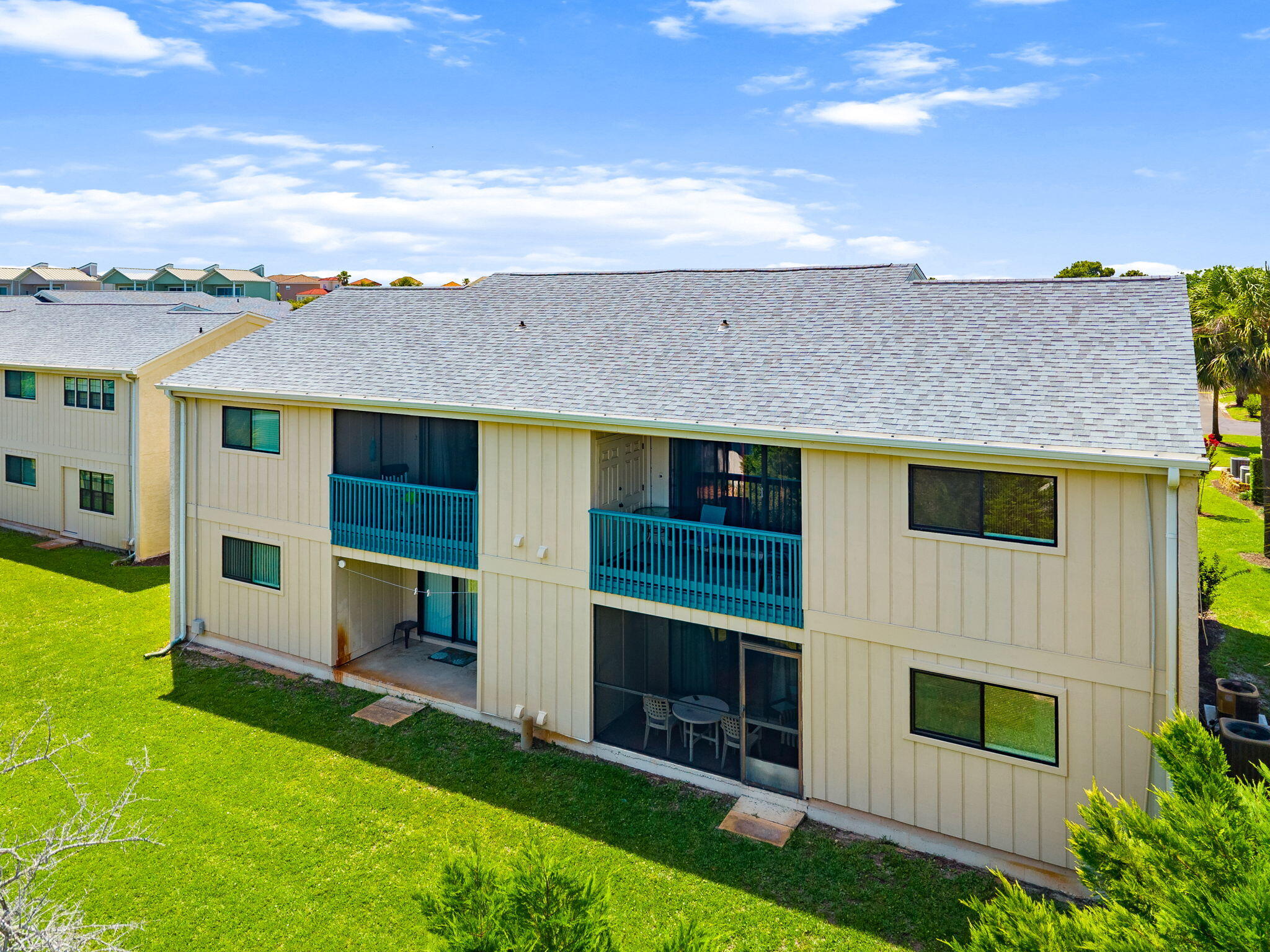 CHATEAU LA MER CONDO 2 - Residential