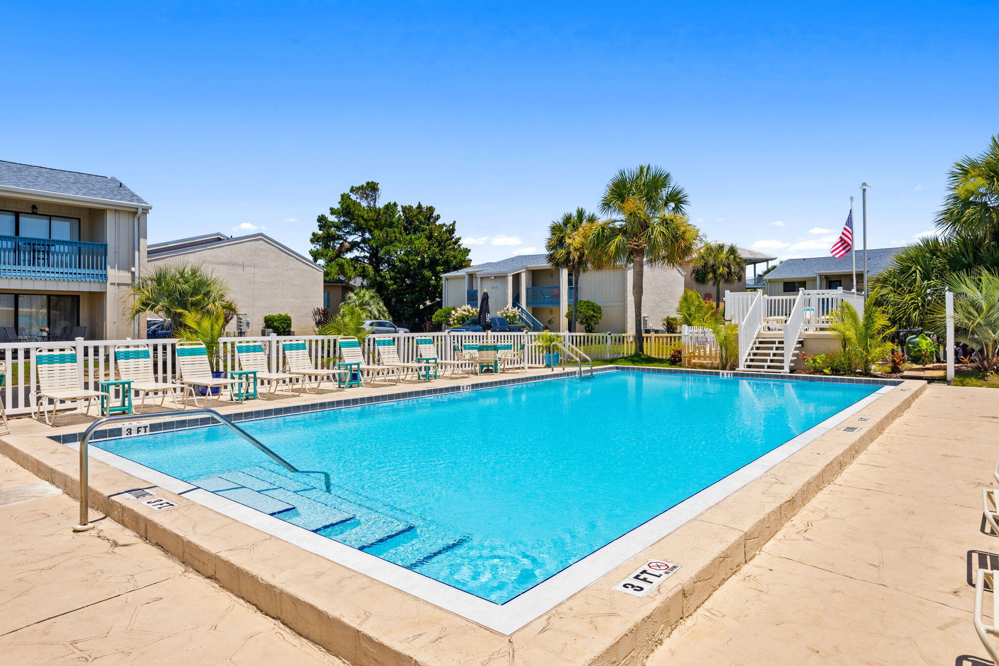 CHATEAU LA MER CONDO 2 - Residential