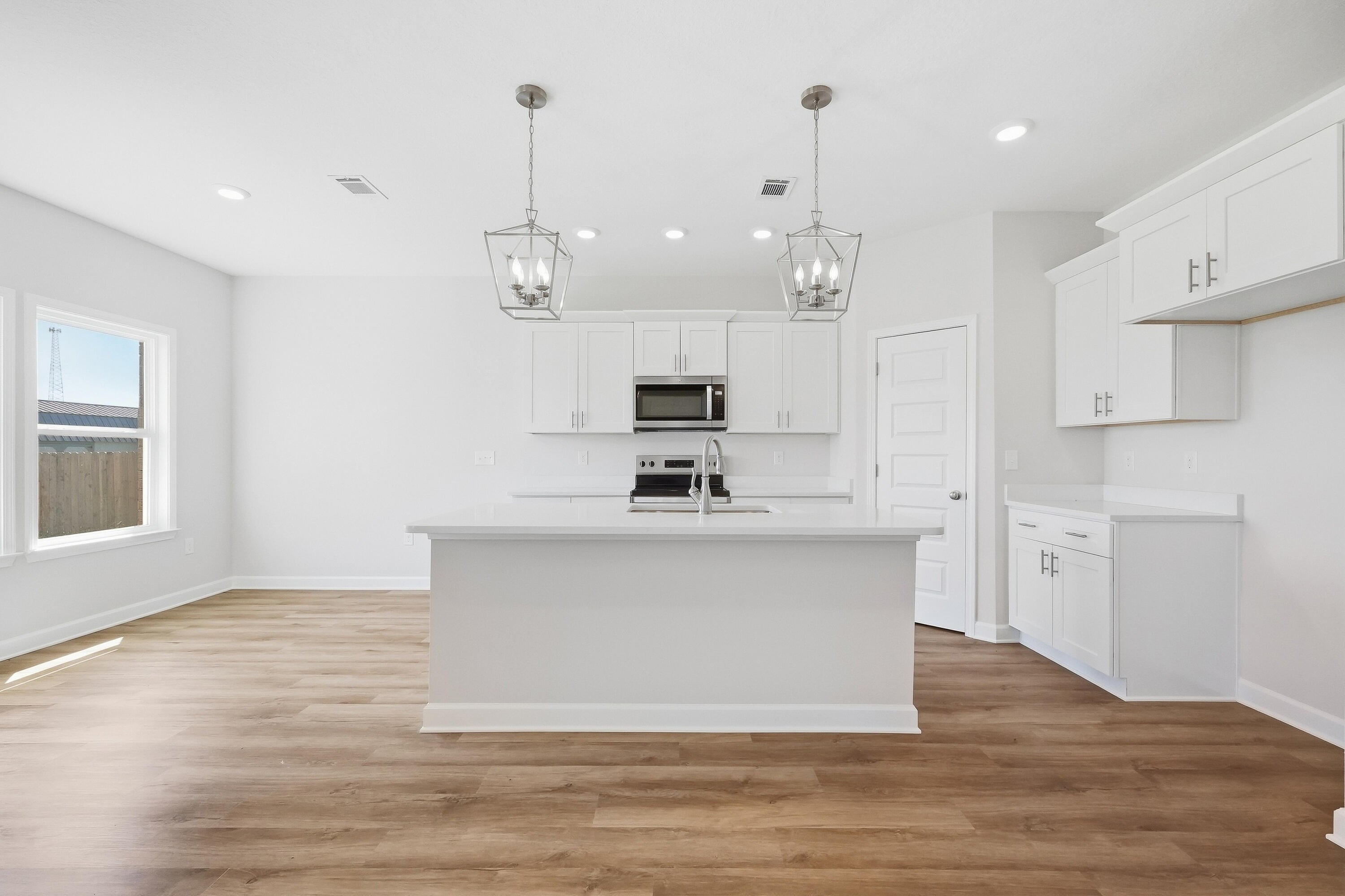 Southern Charm - Residential