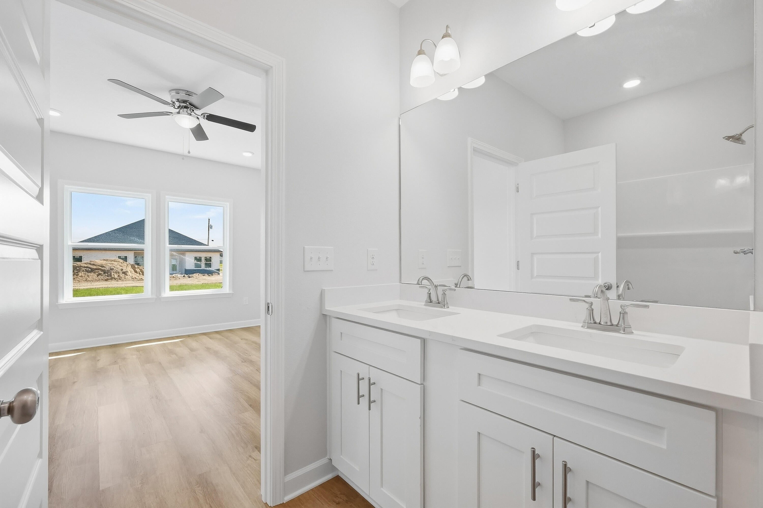 Southern Charm - Residential