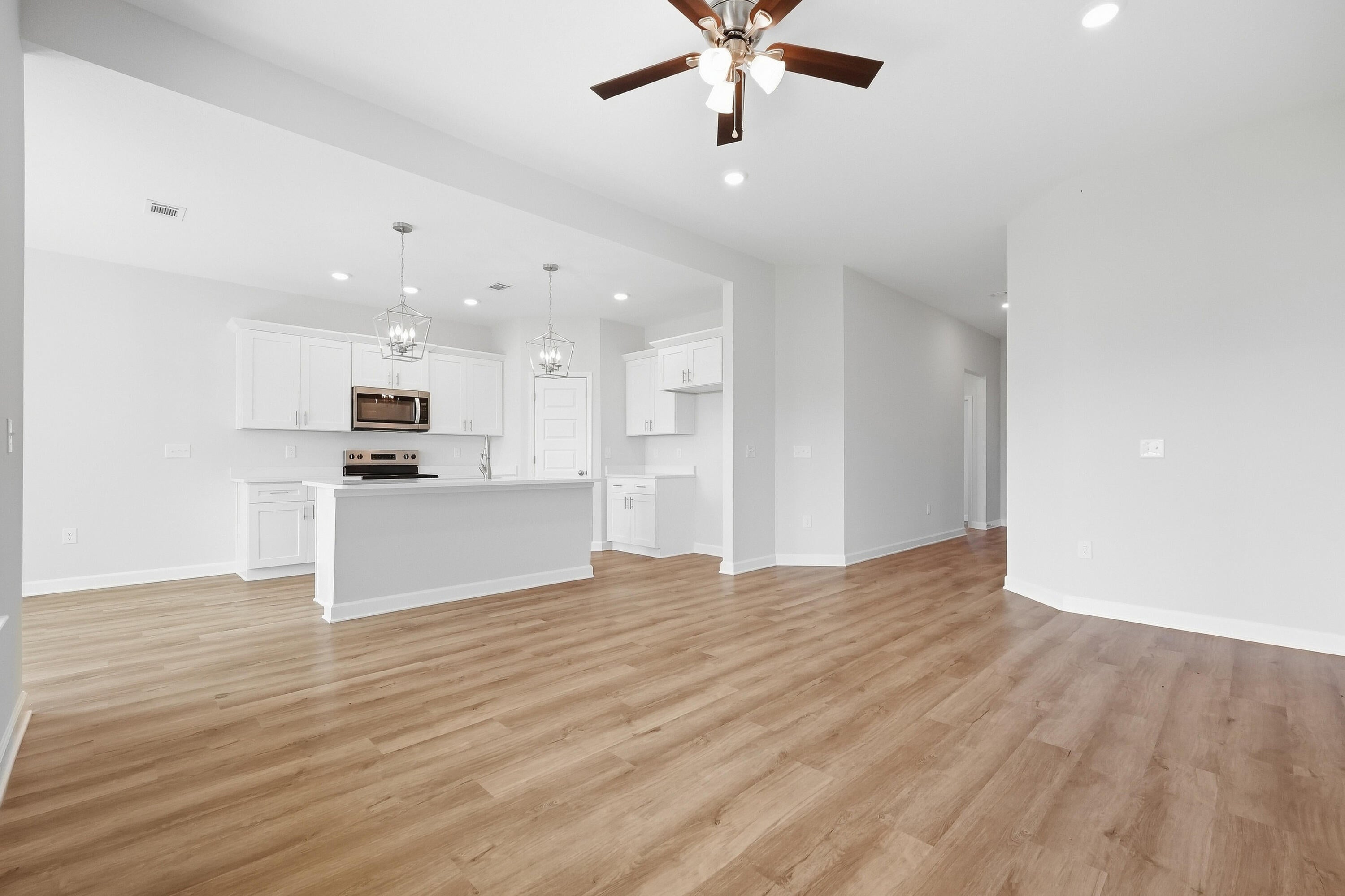 Southern Charm - Residential