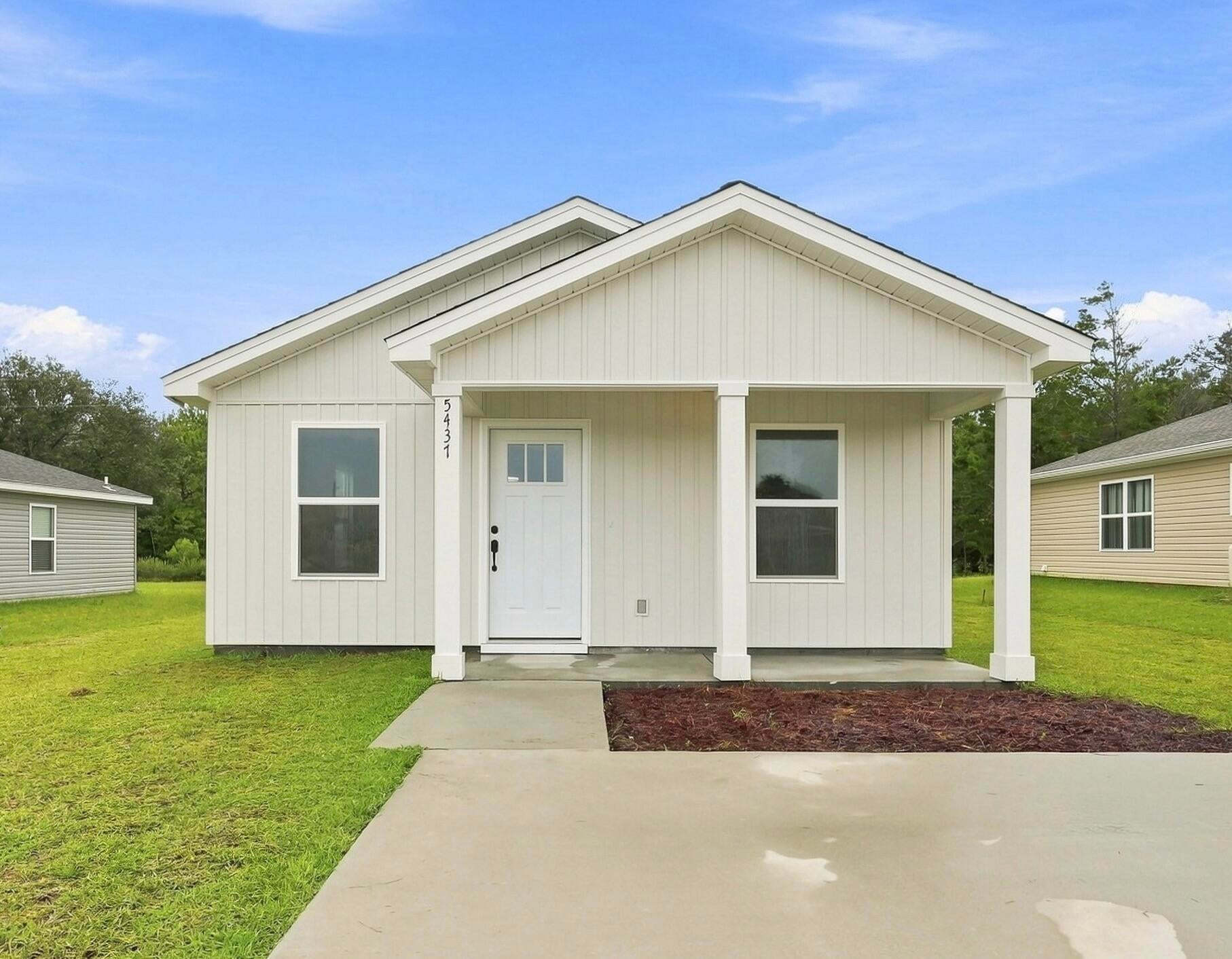 HOLLEY GROVE EAST - Residential