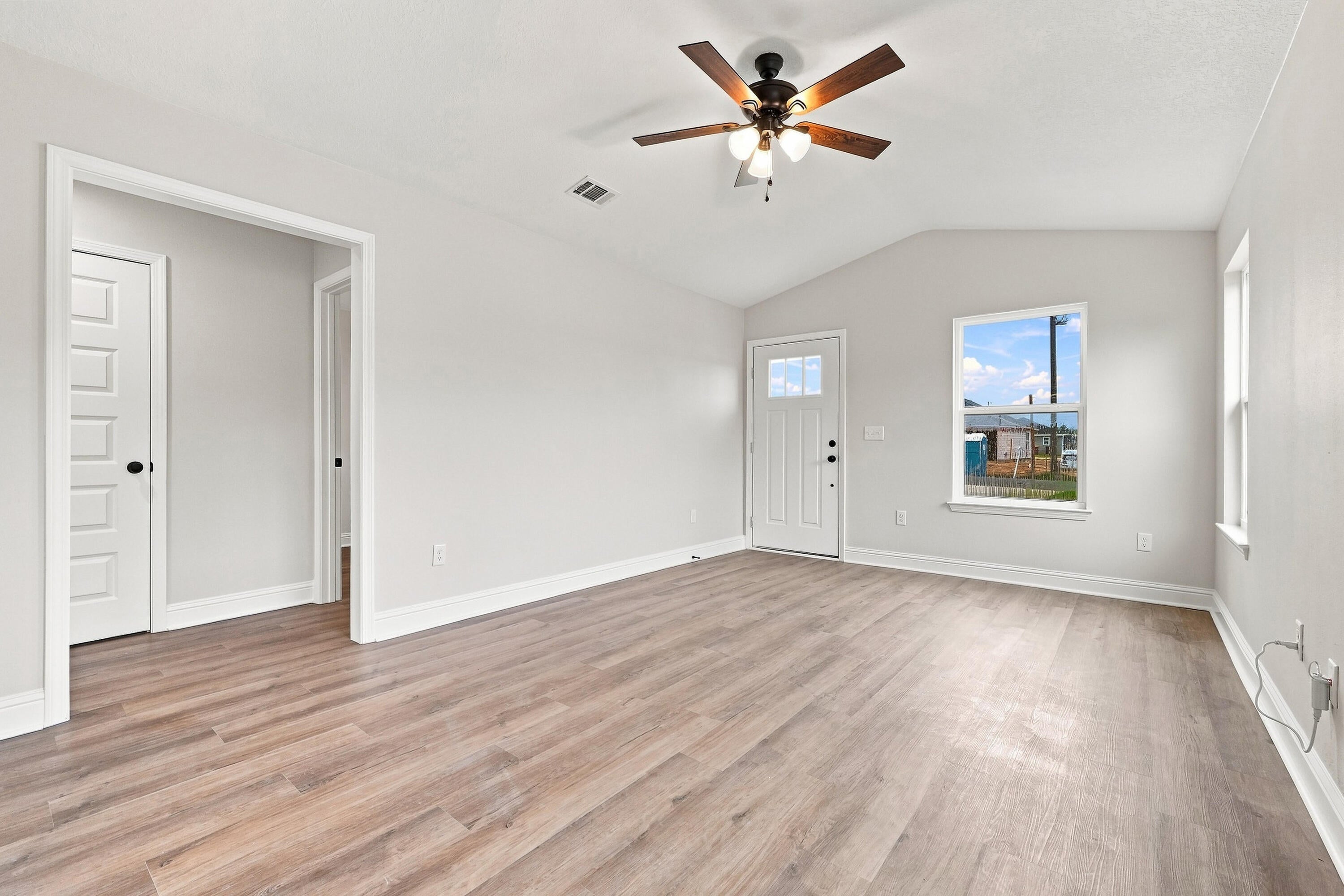 HOLLEY GROVE EAST - Residential