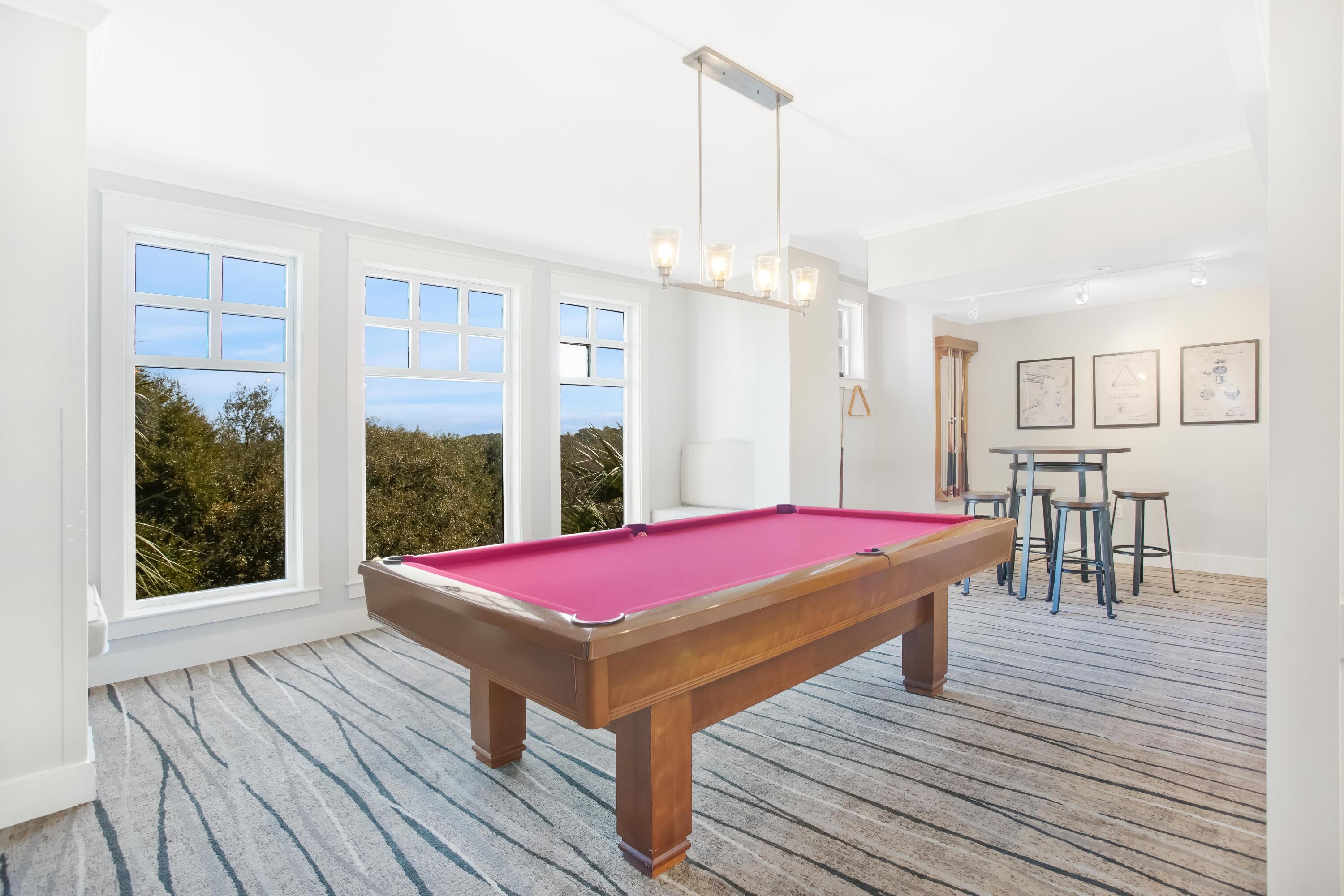 MARKET STREET INN - Residential