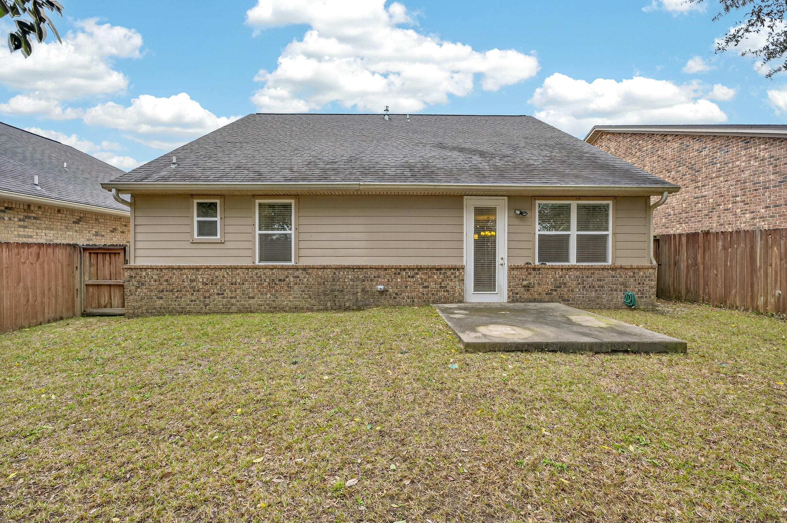 Arrowhead Way - Residential
