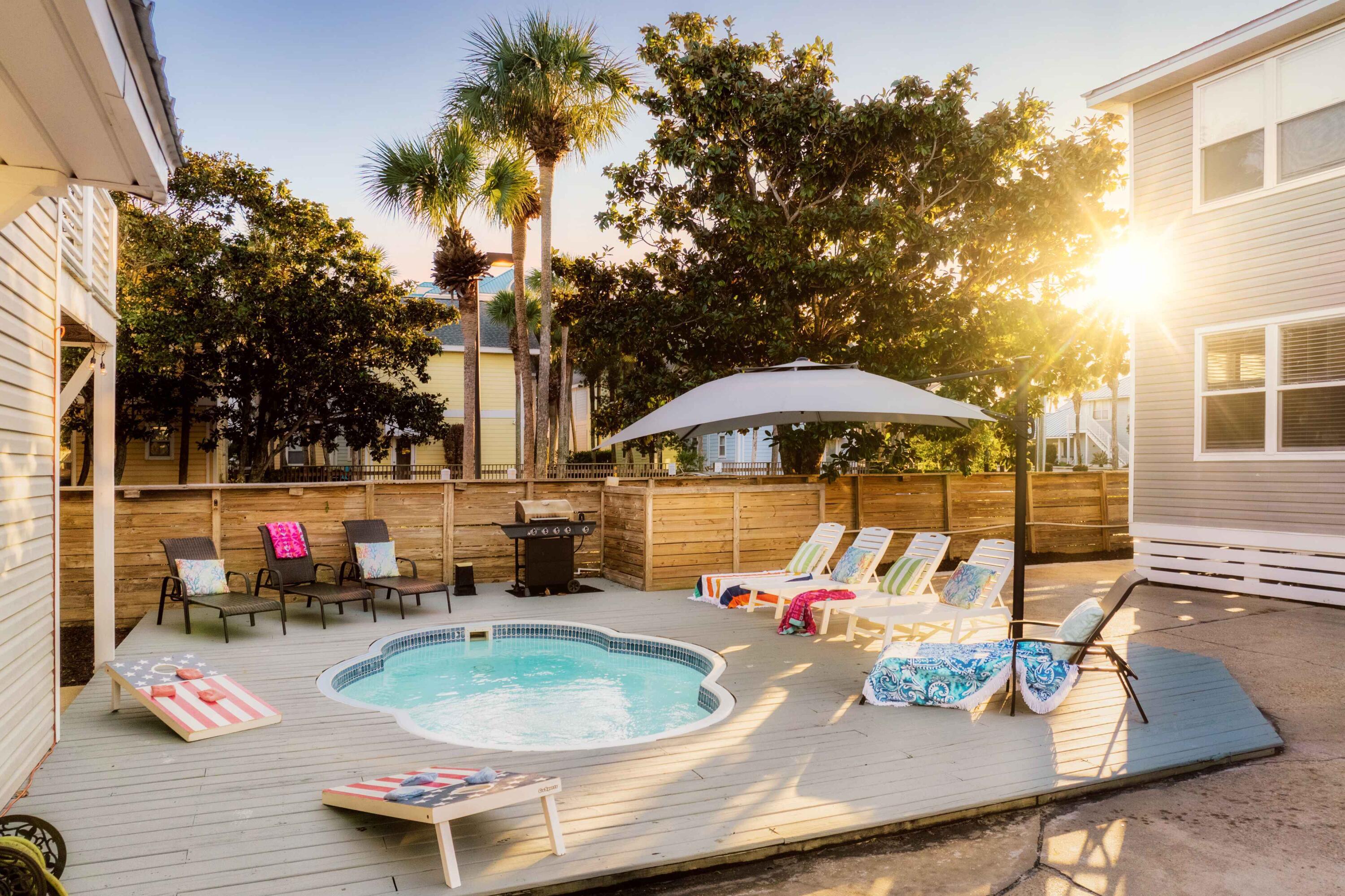 CRYSTAL BEACH - Residential