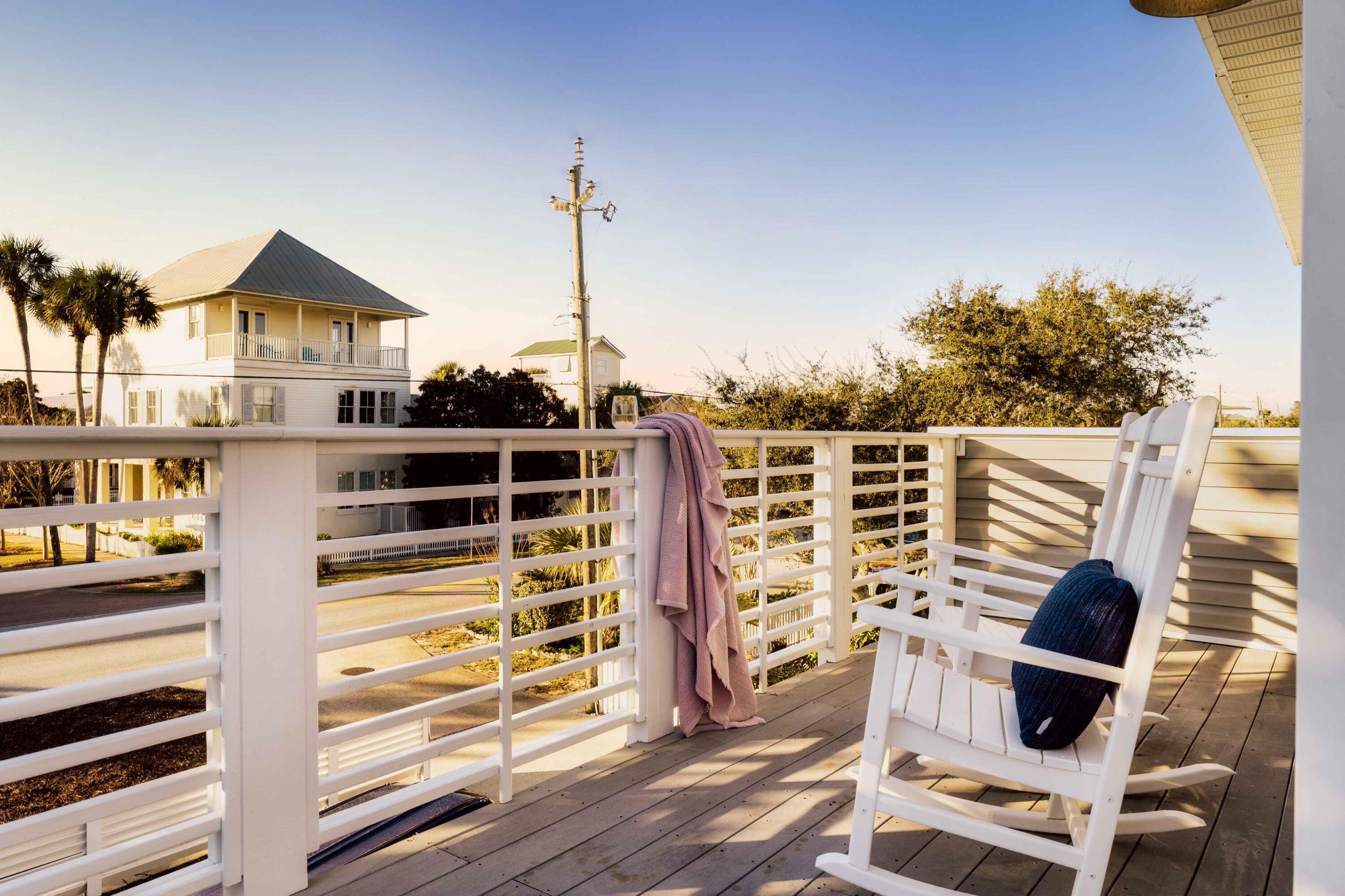 CRYSTAL BEACH - Residential