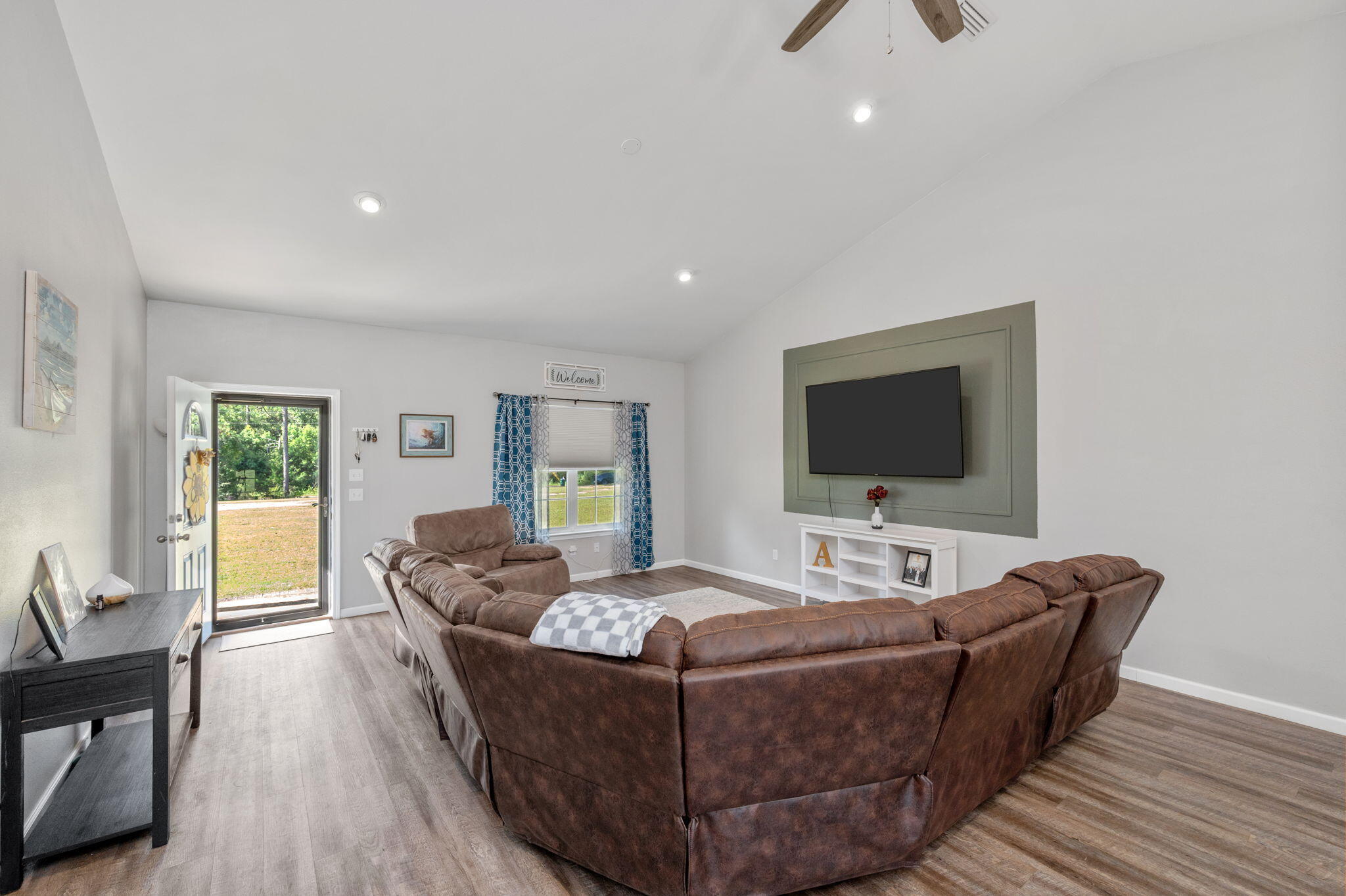 NONESUCH WAY - Residential