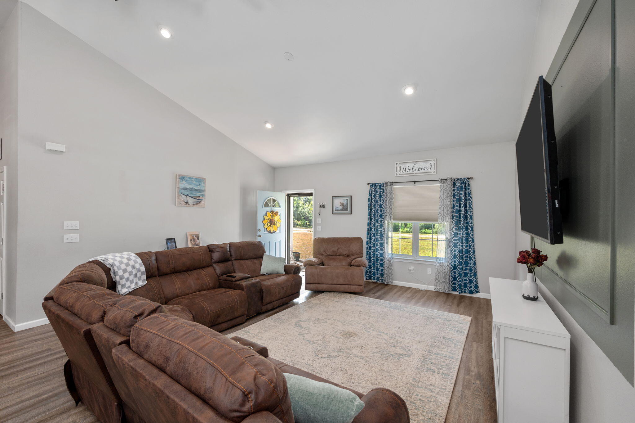 NONESUCH WAY - Residential