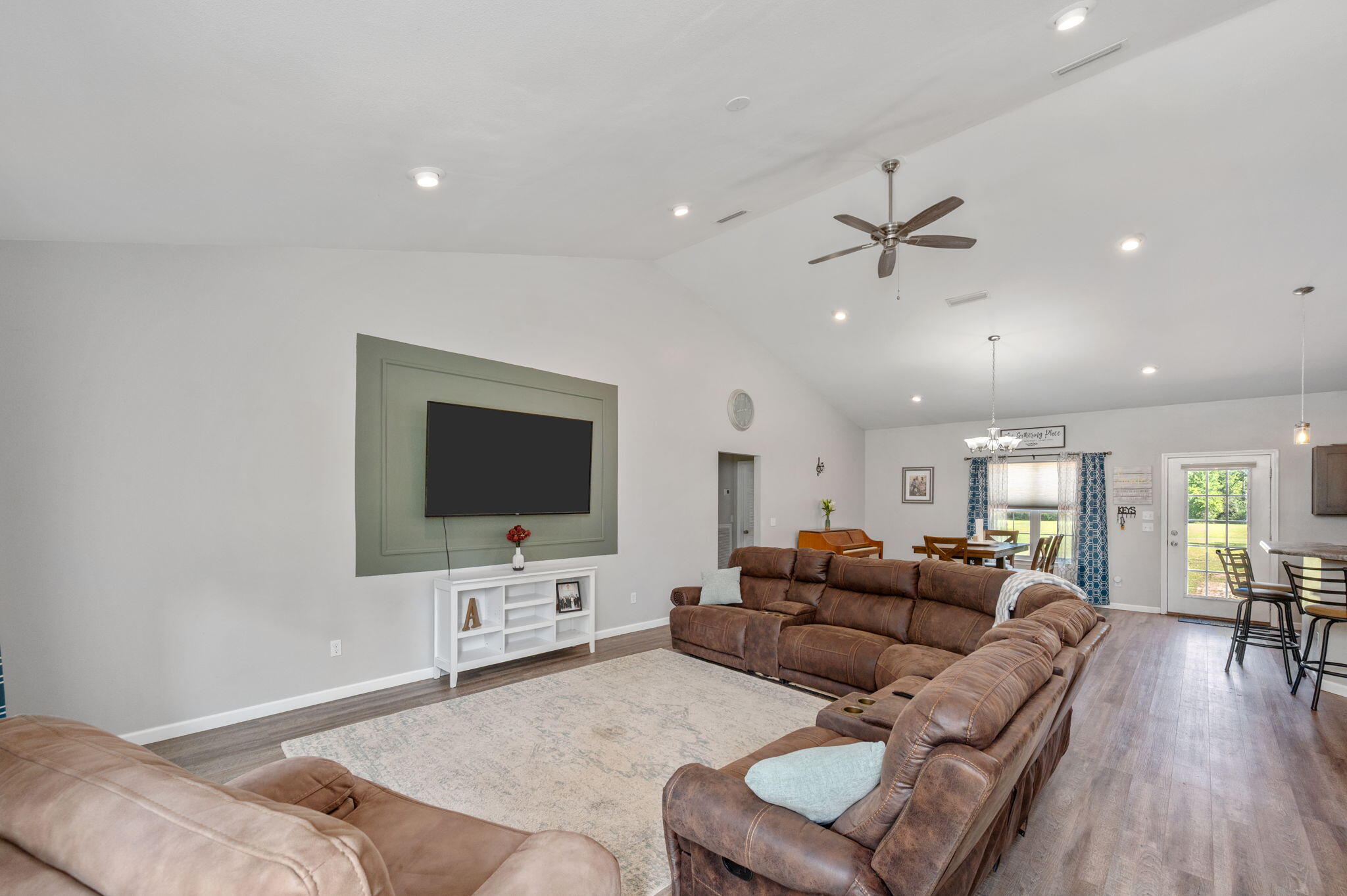 NONESUCH WAY - Residential