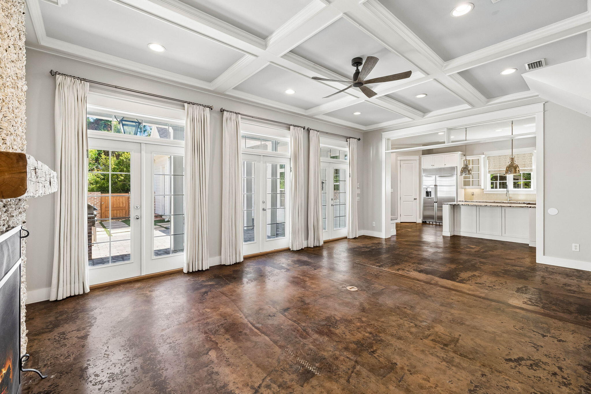BOTANY BAYOU - Residential