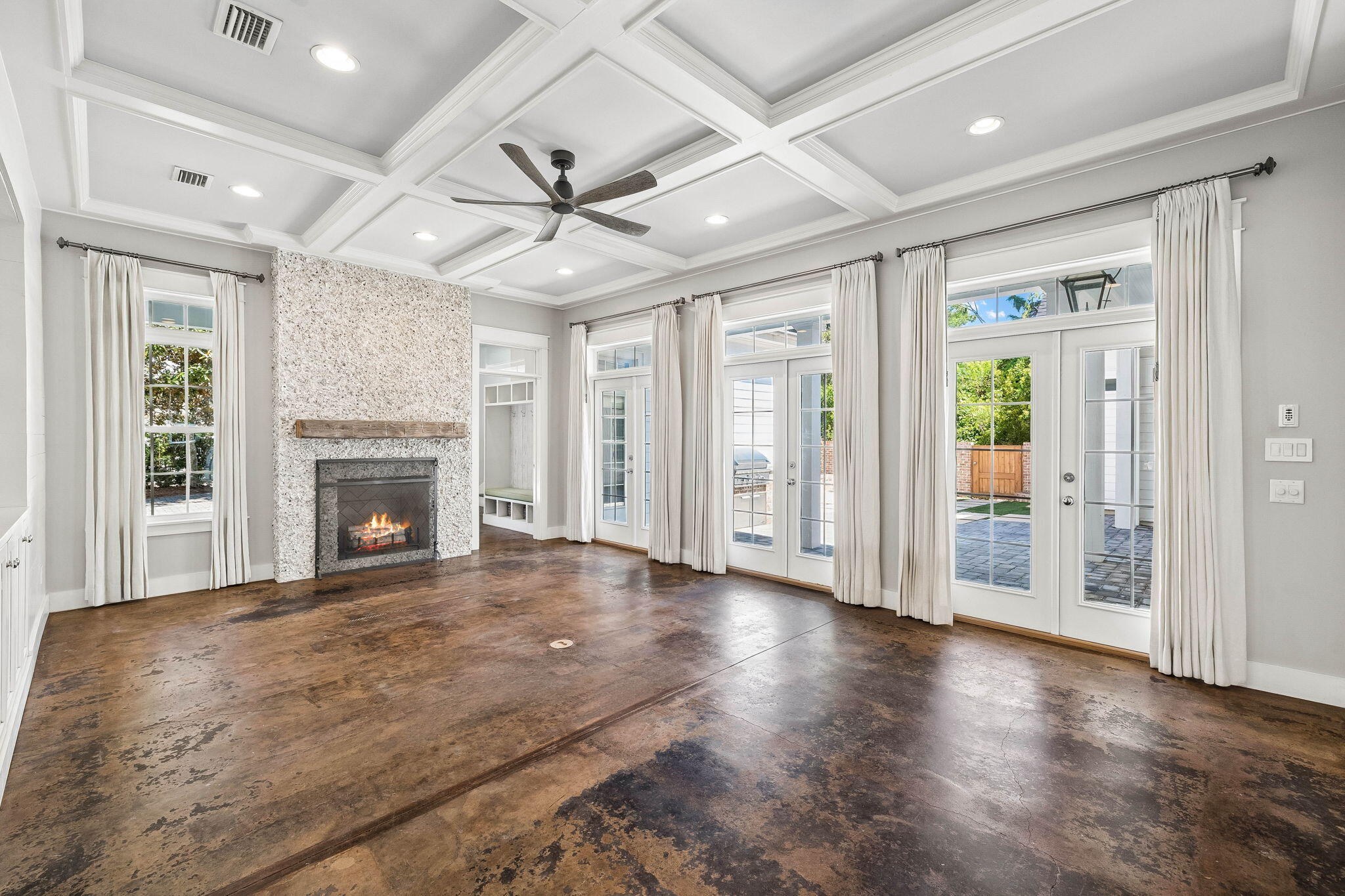 BOTANY BAYOU - Residential