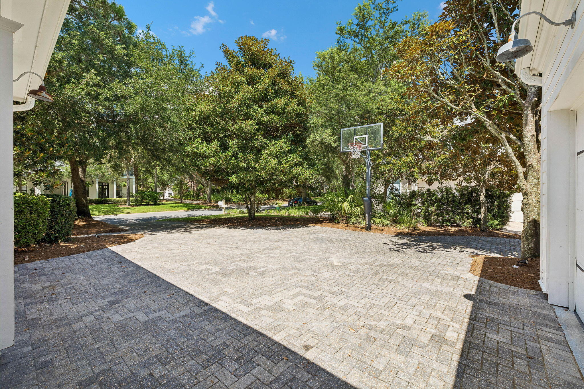 BOTANY BAYOU - Residential