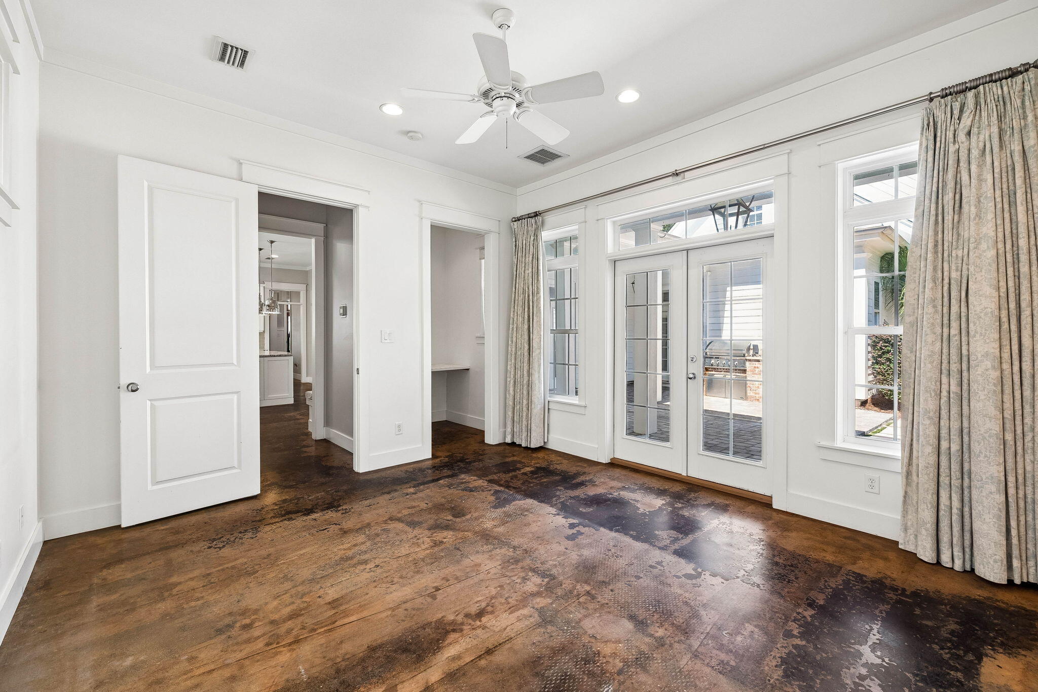 BOTANY BAYOU - Residential