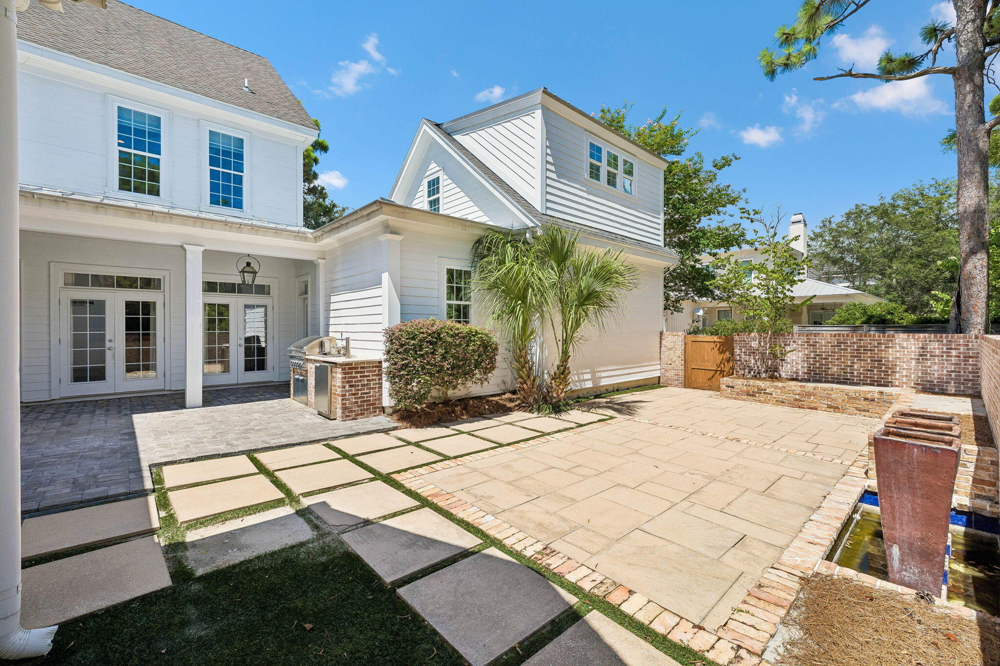 BOTANY BAYOU - Residential