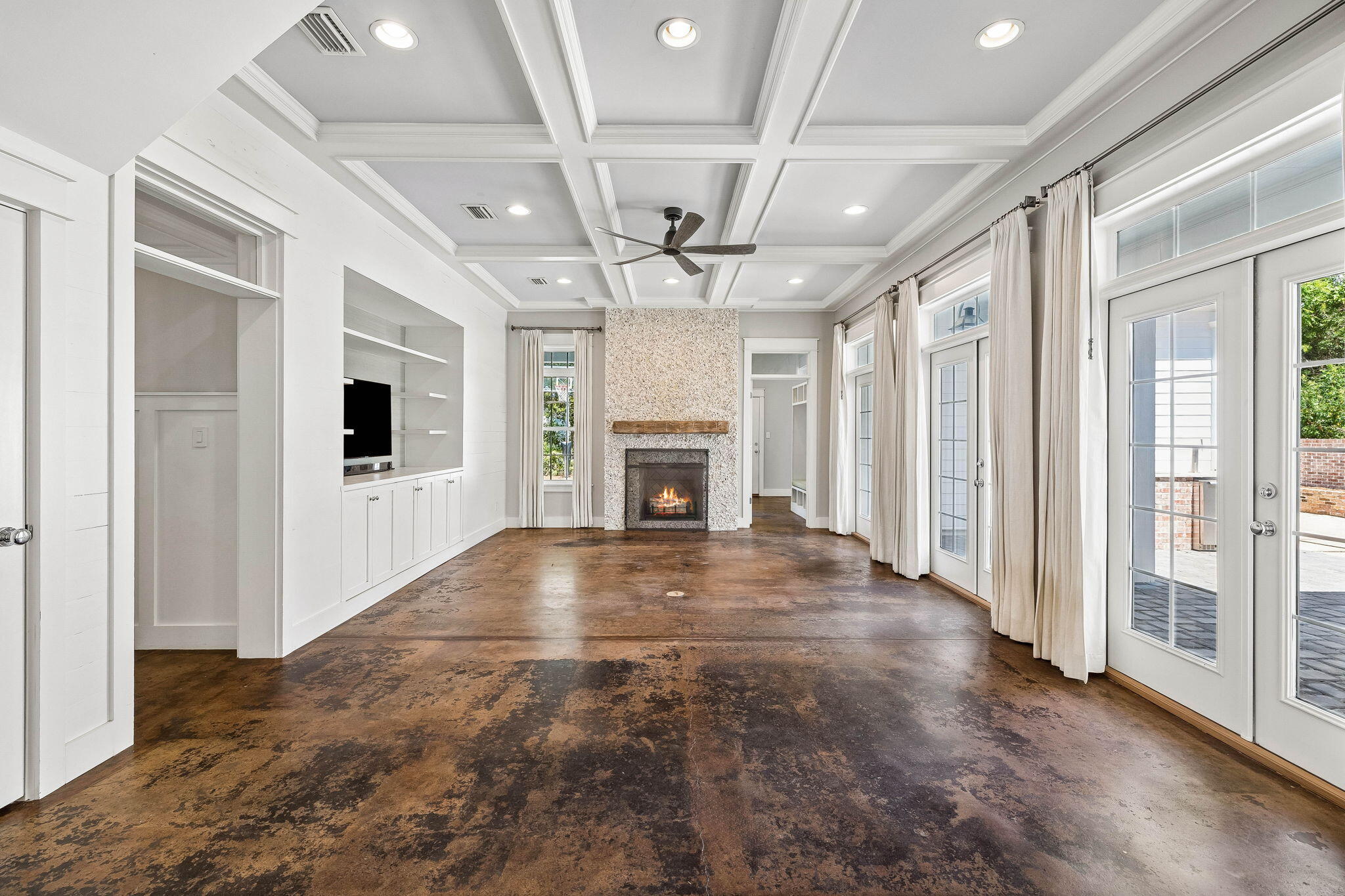 BOTANY BAYOU - Residential