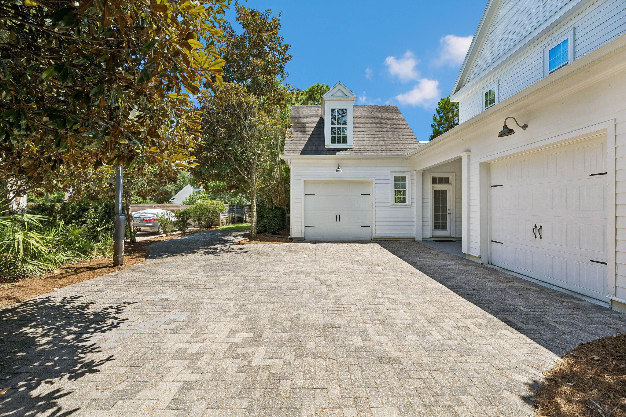 BOTANY BAYOU - Residential