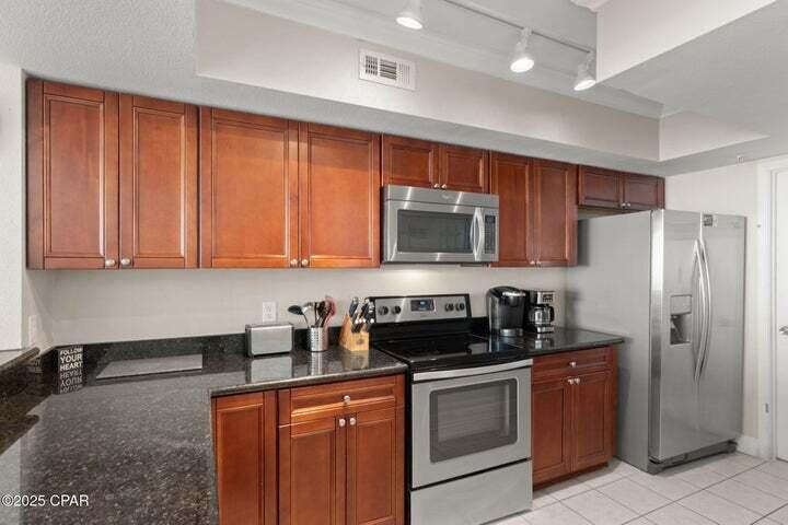 Emerald Beach Resort Condo - Residential