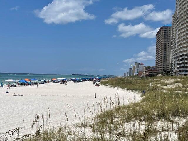 Emerald Beach Resort Condo - Residential