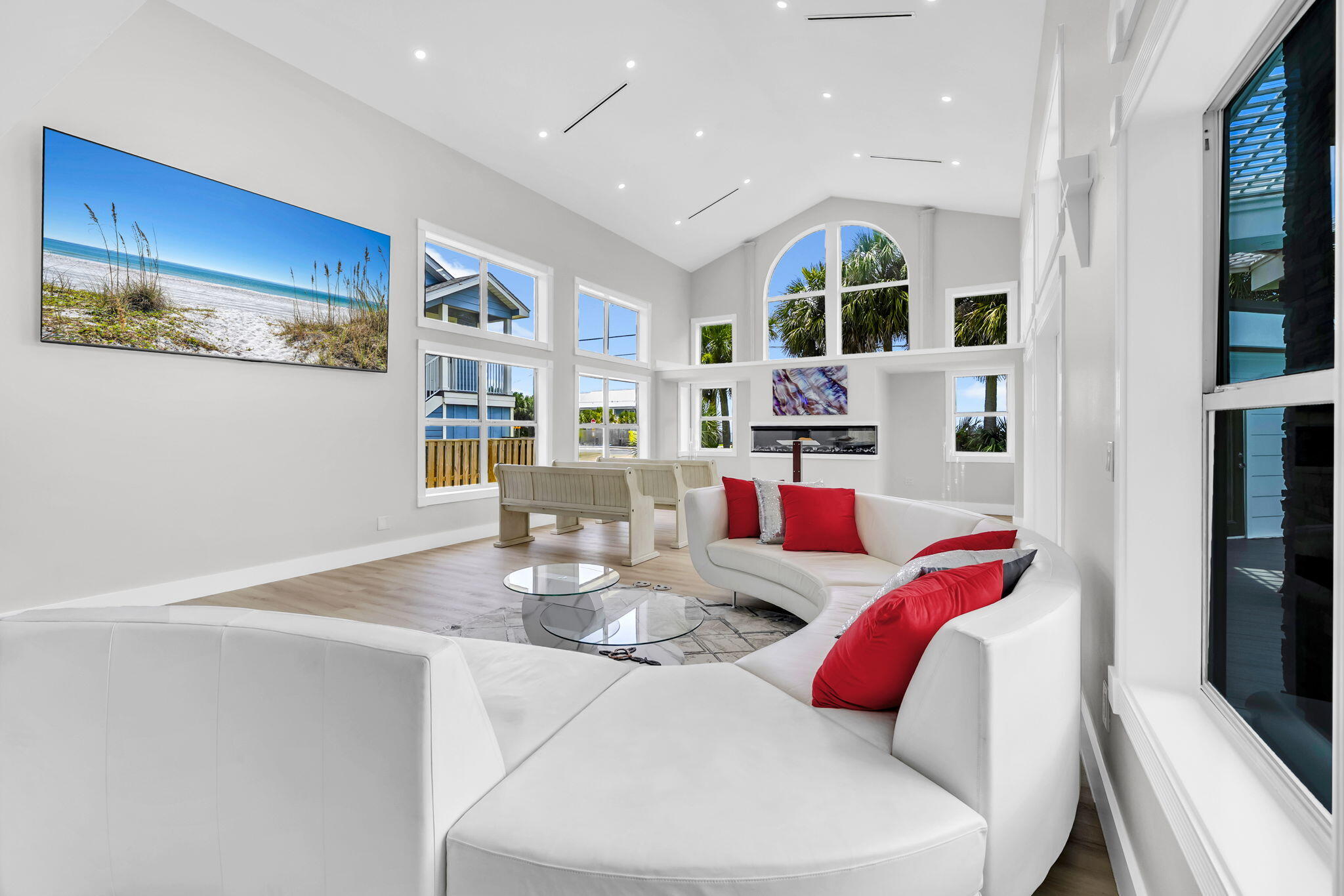 CRYSTAL BEACH - Residential