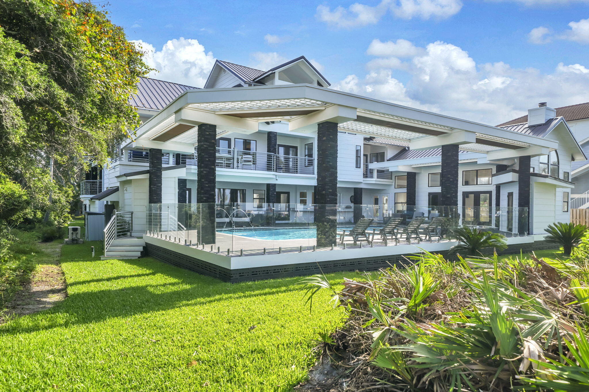 CRYSTAL BEACH - Residential