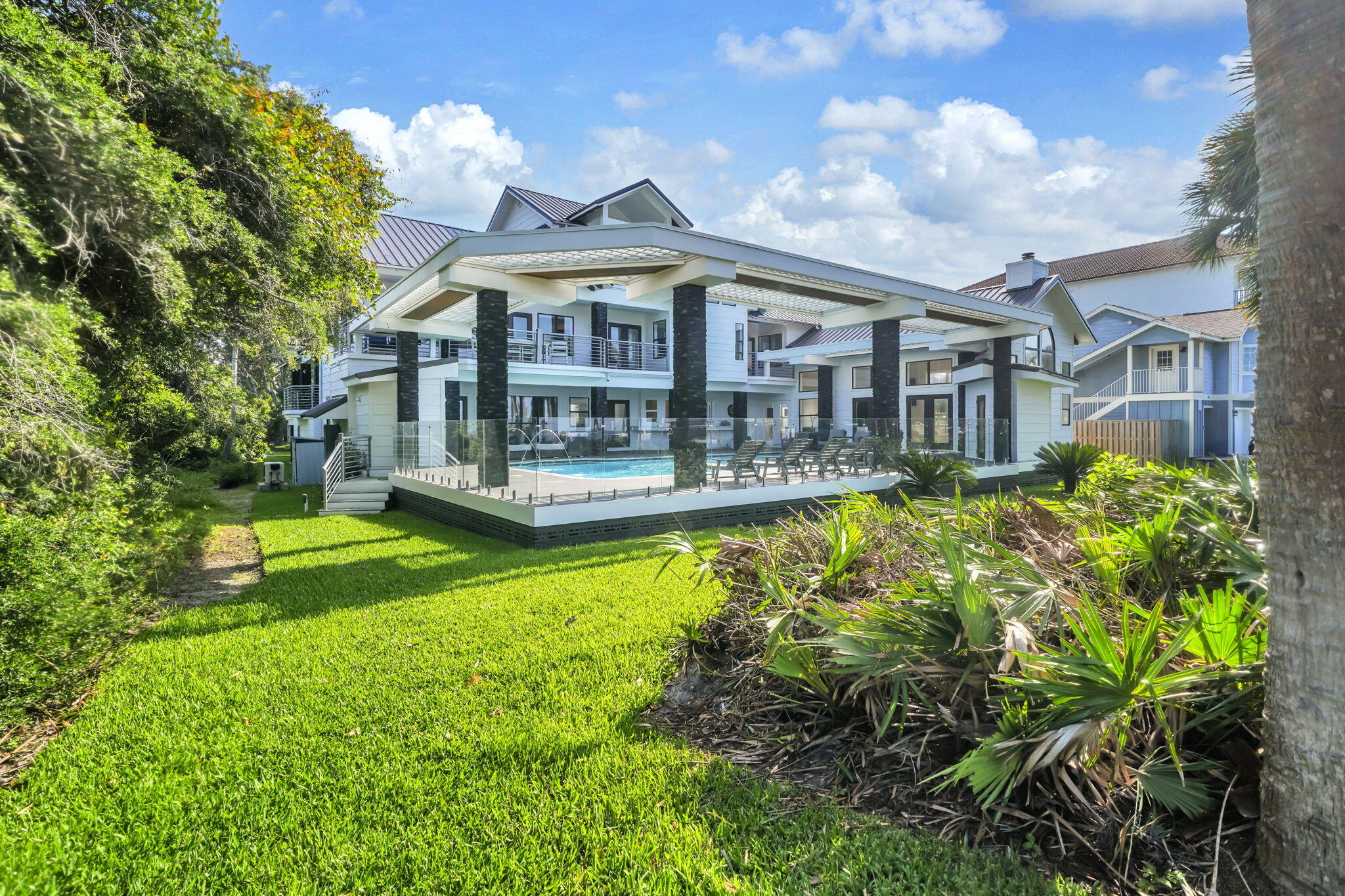 CRYSTAL BEACH - Residential