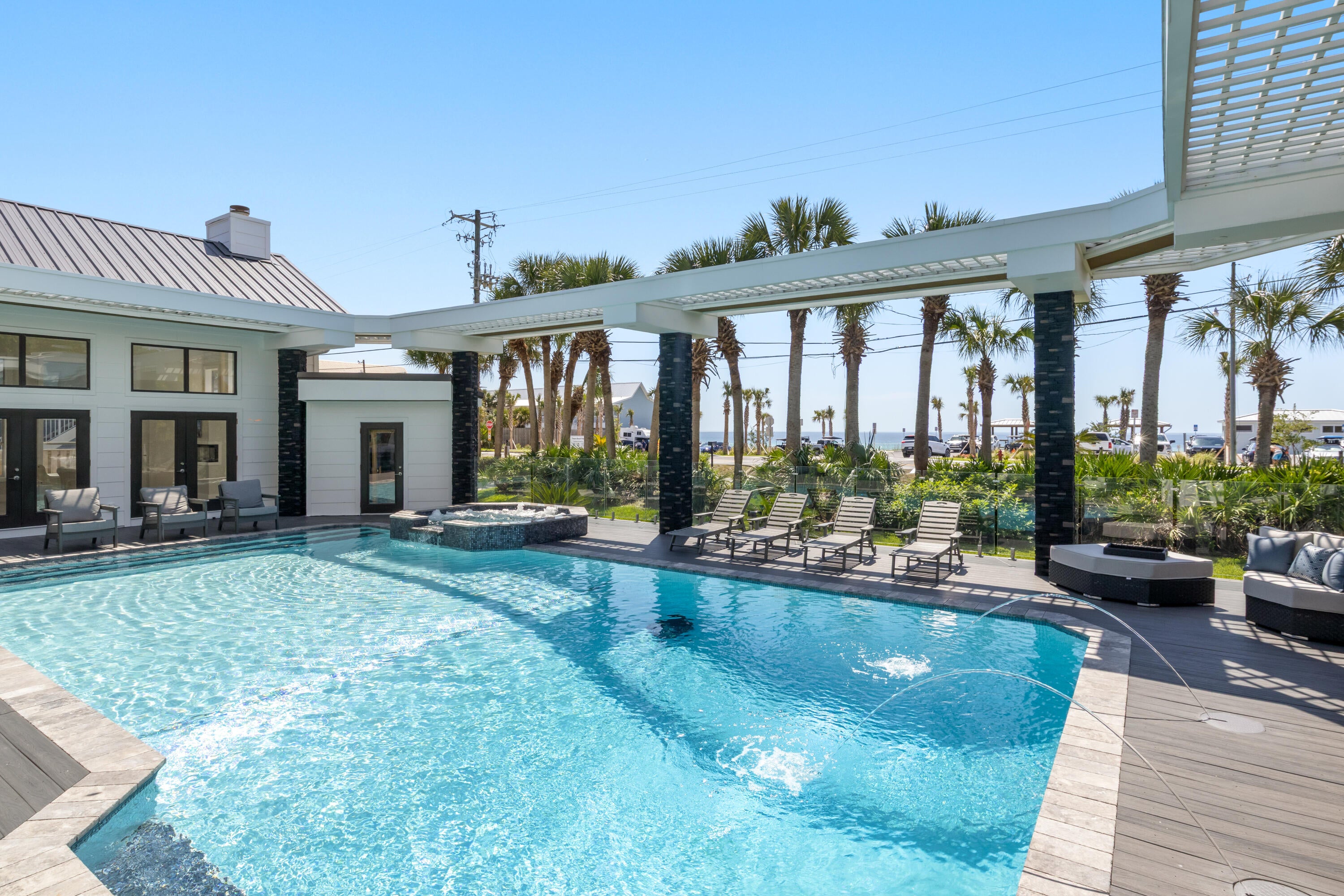 CRYSTAL BEACH - Residential