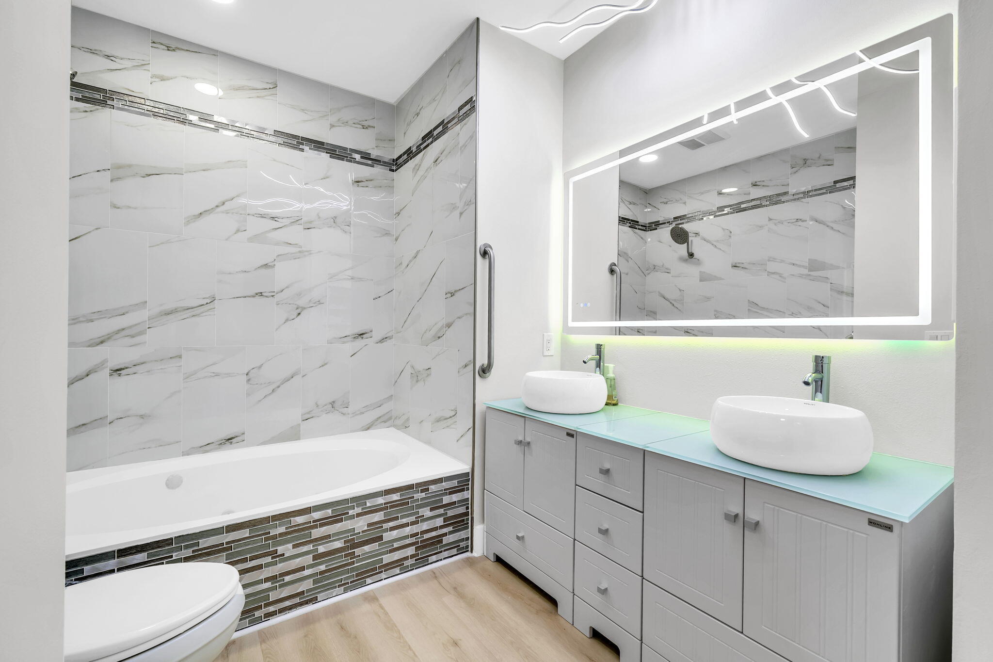 CRYSTAL BEACH - Residential