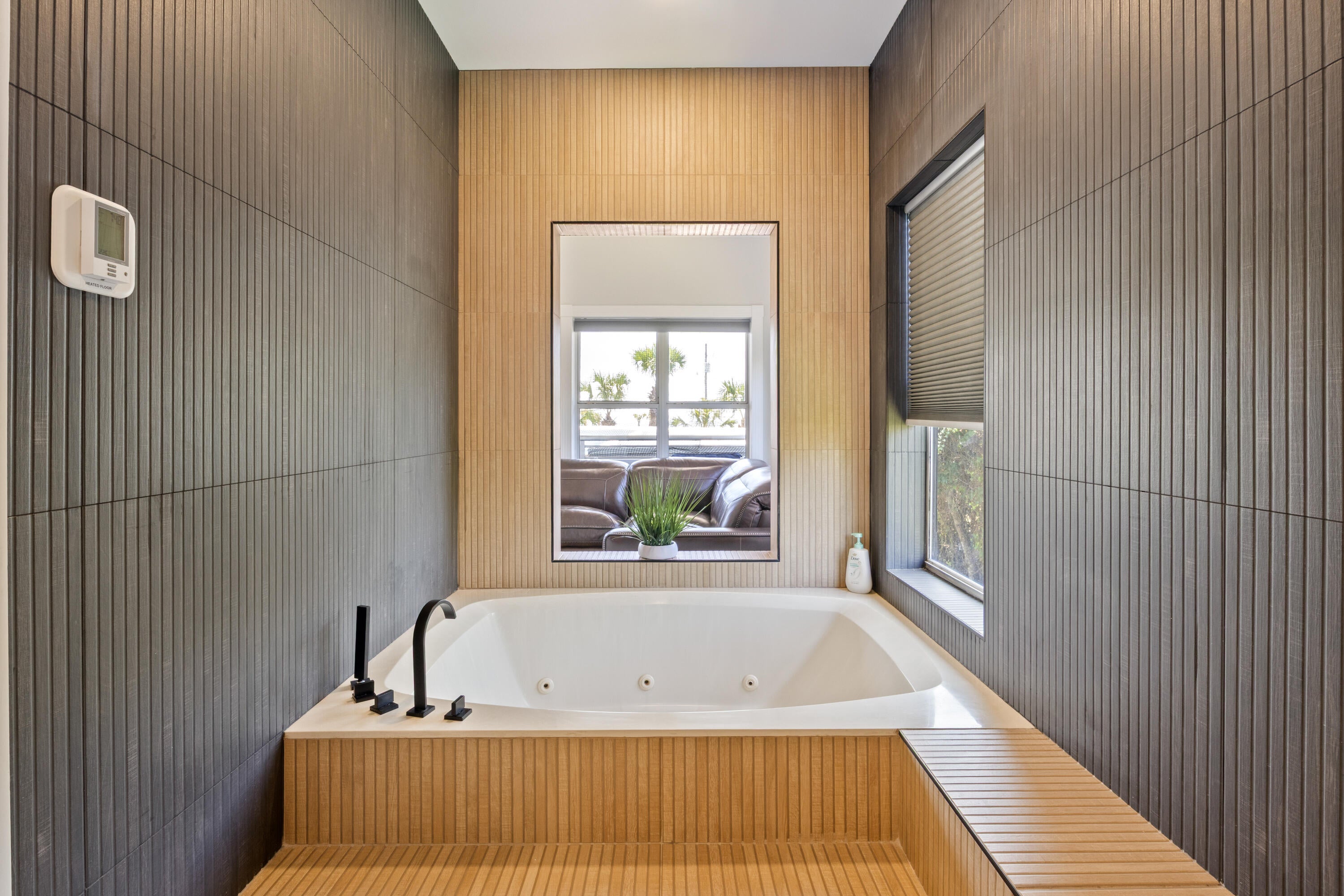 CRYSTAL BEACH - Residential