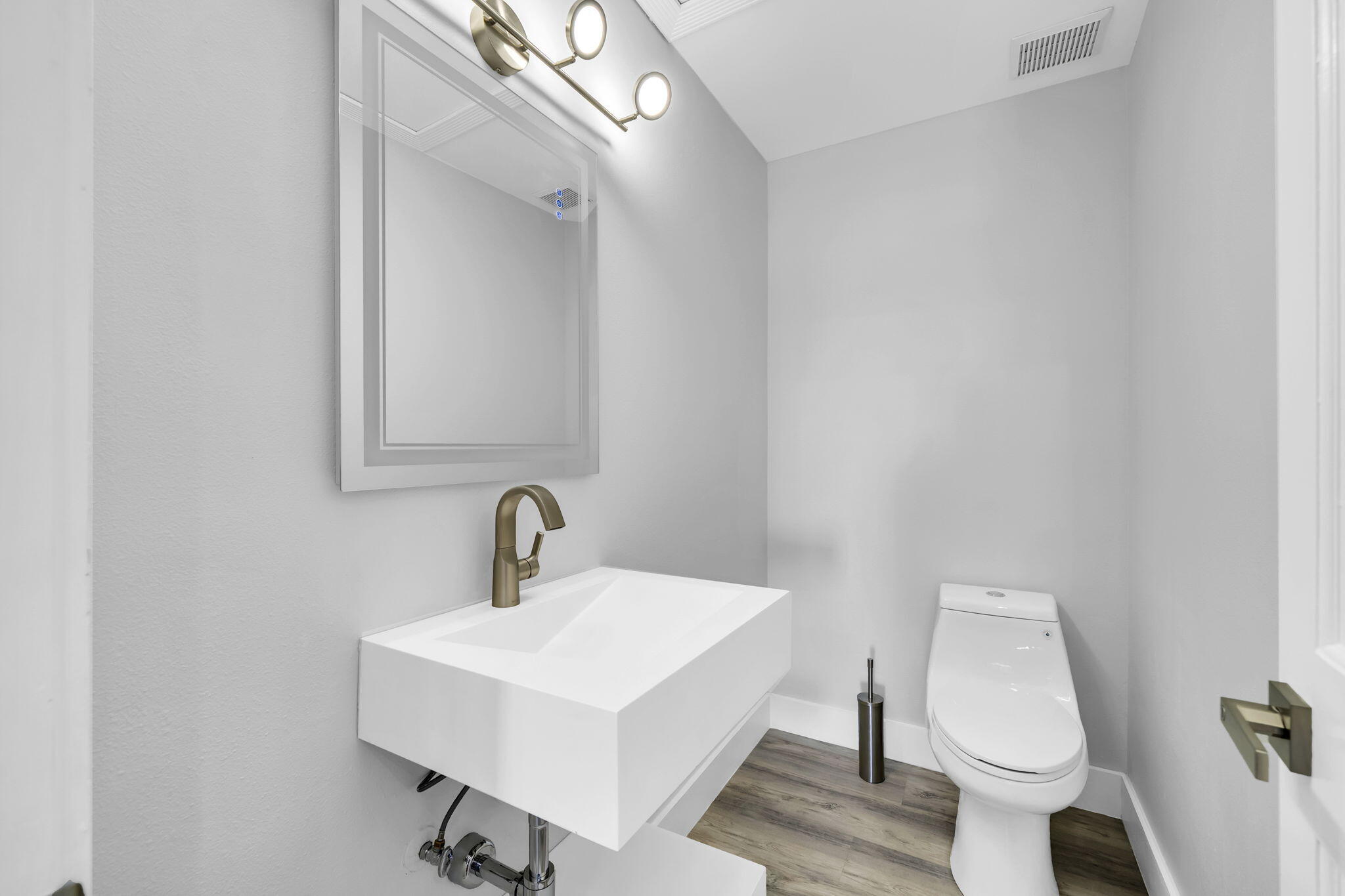 CRYSTAL BEACH - Residential