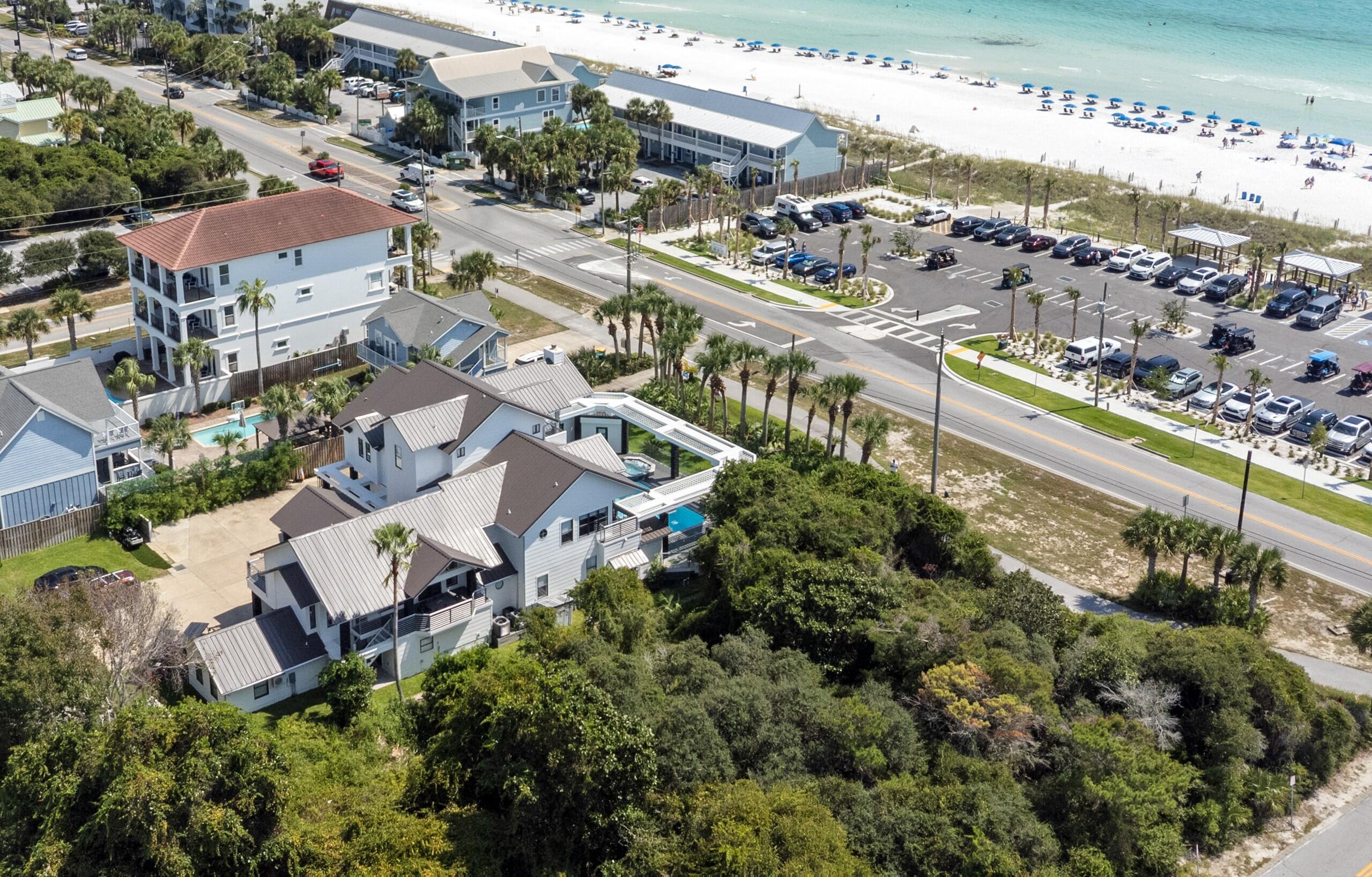 CRYSTAL BEACH - Residential