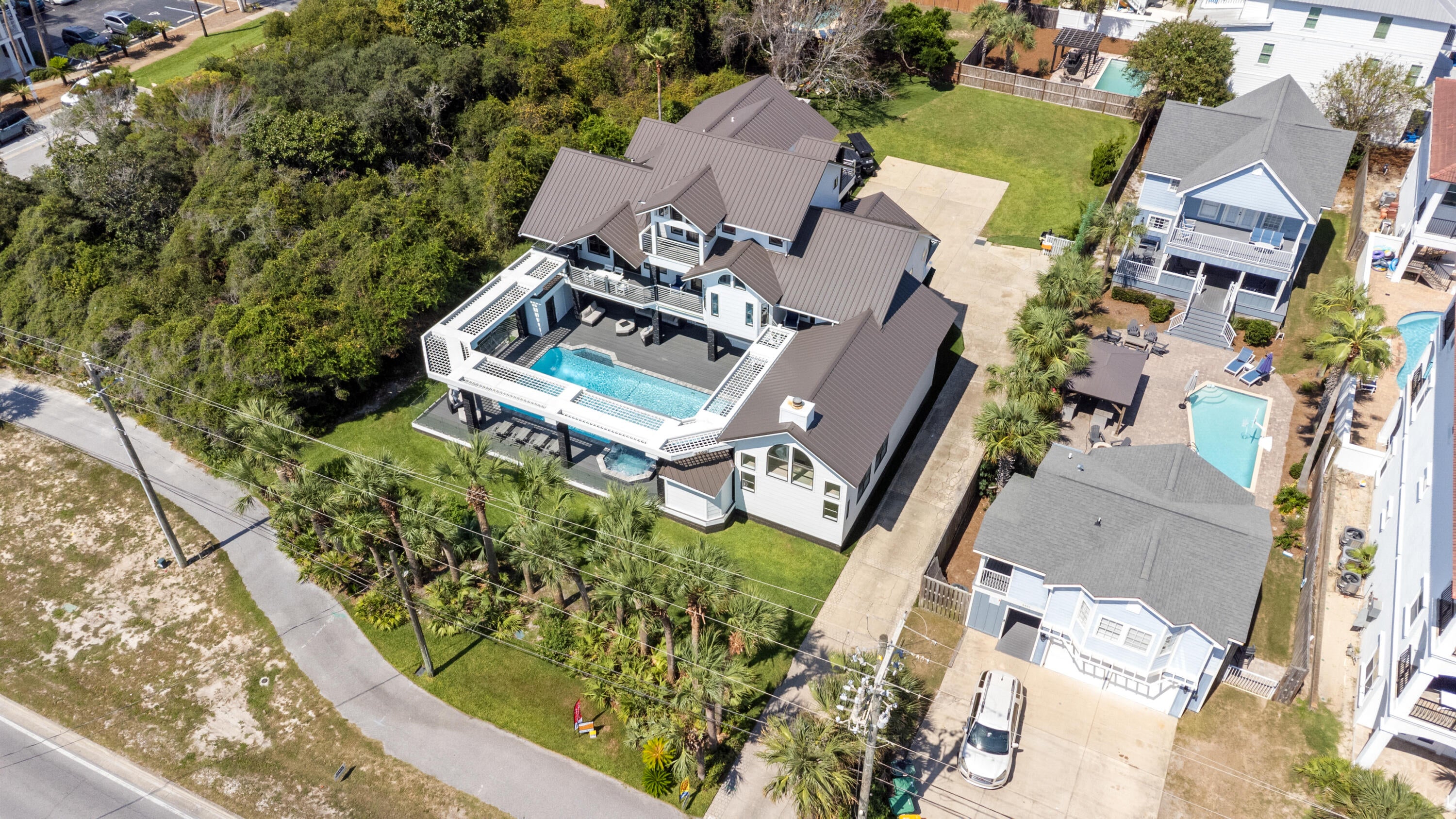 CRYSTAL BEACH - Residential