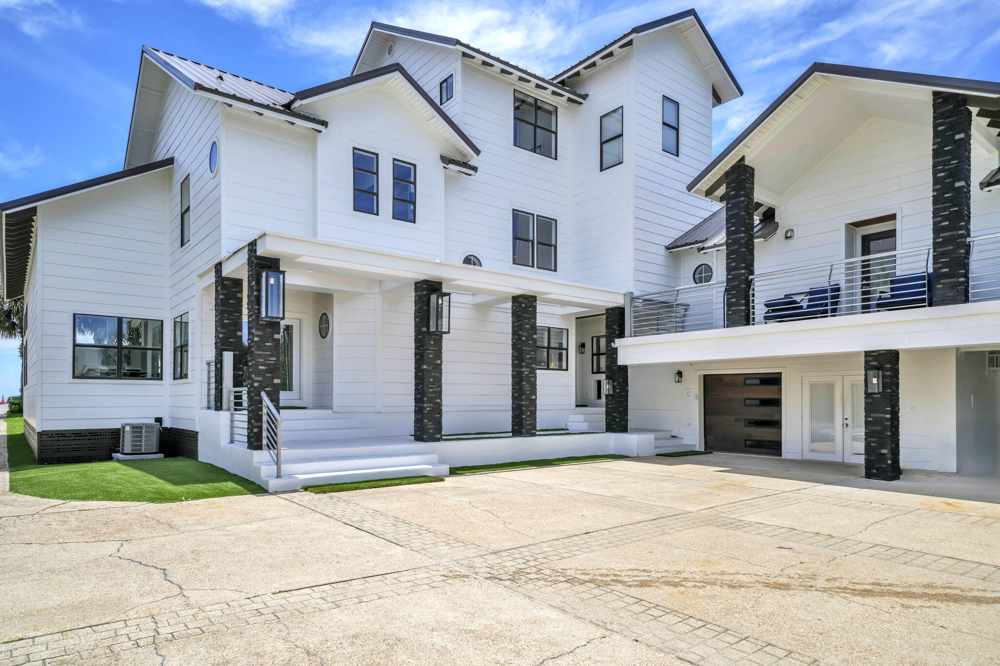 CRYSTAL BEACH - Residential