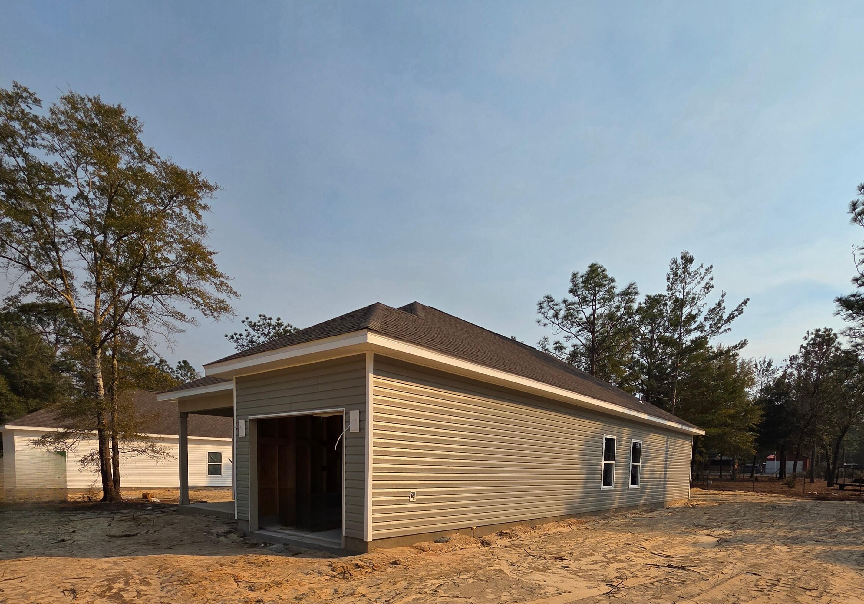 OAKWOOD HILLS UNIT 1 - Residential Lease