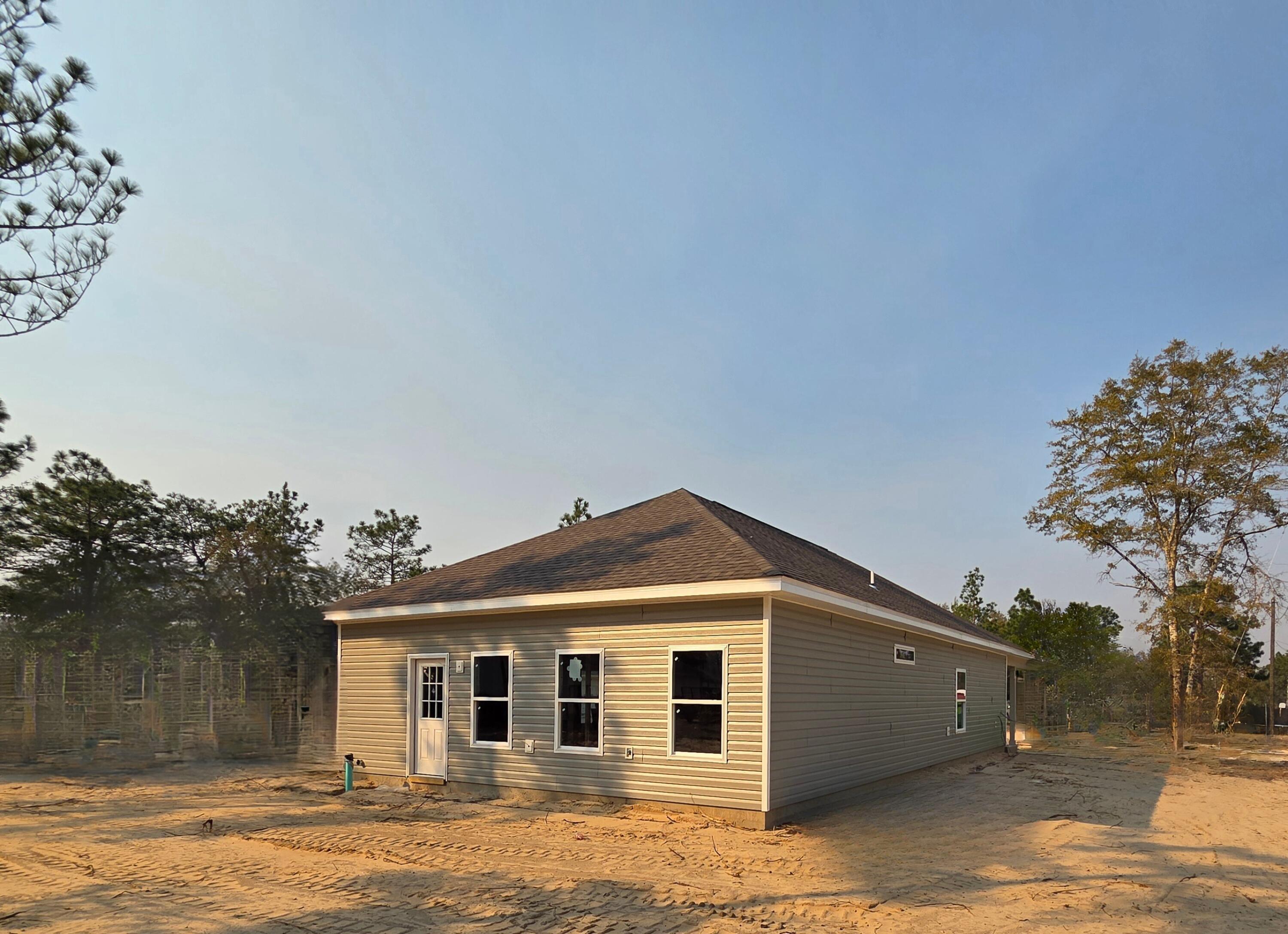 OAKWOOD HILLS UNIT 1 - Residential Lease