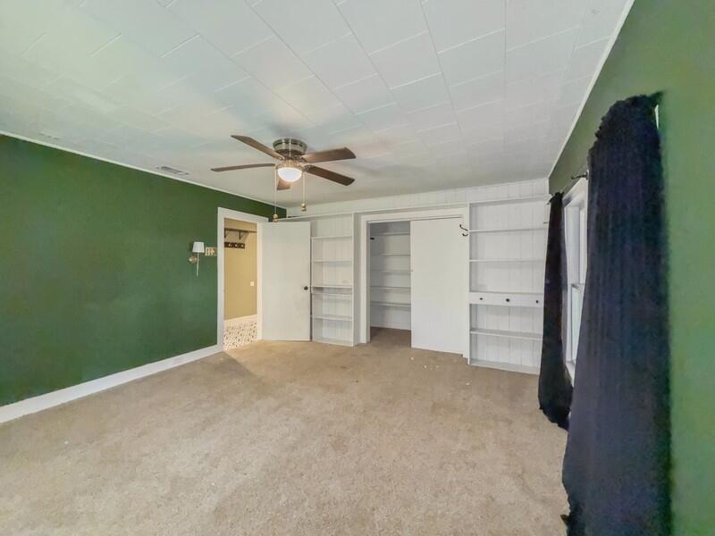 CRESTVIEW - Residential