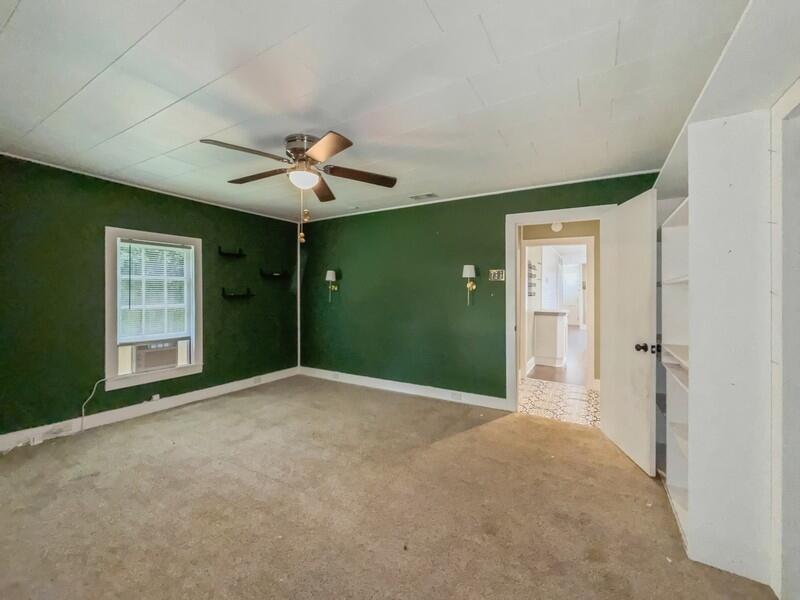 CRESTVIEW - Residential
