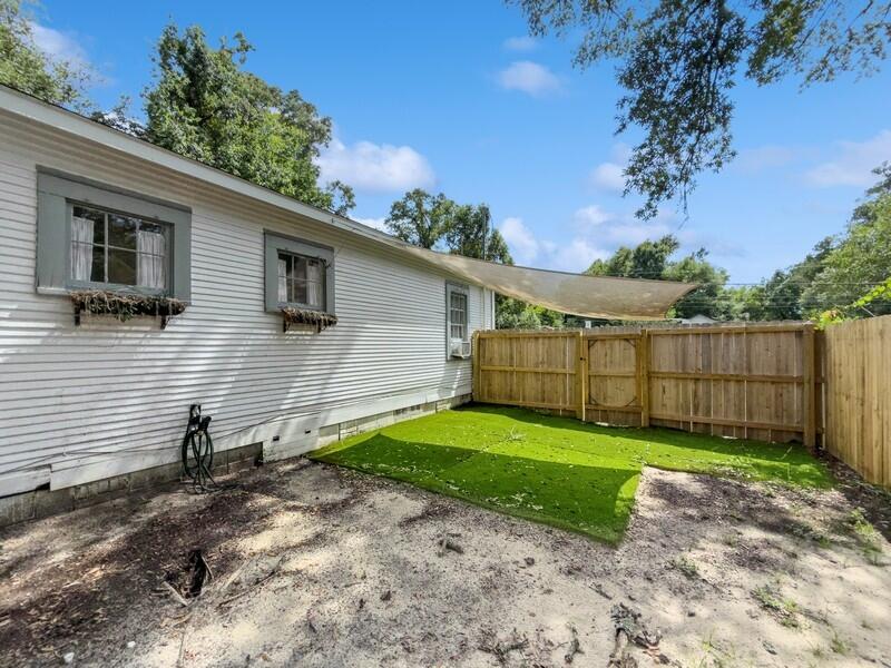 CRESTVIEW - Residential