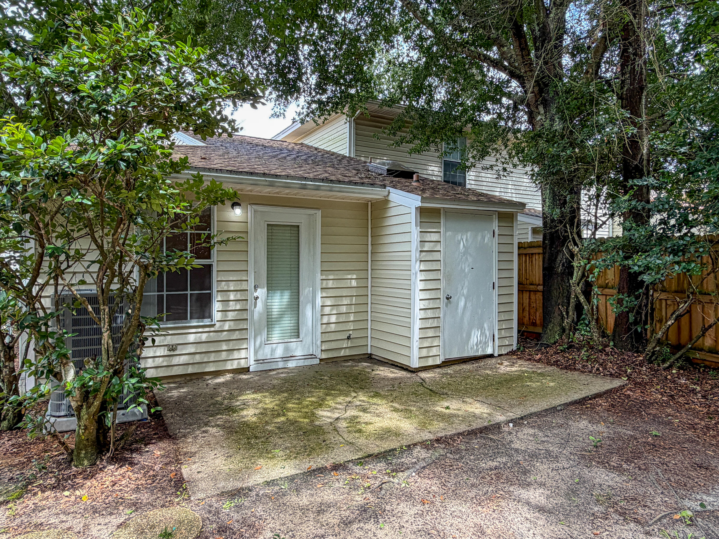 CARMEL VILLAGE T/H - Residential Lease