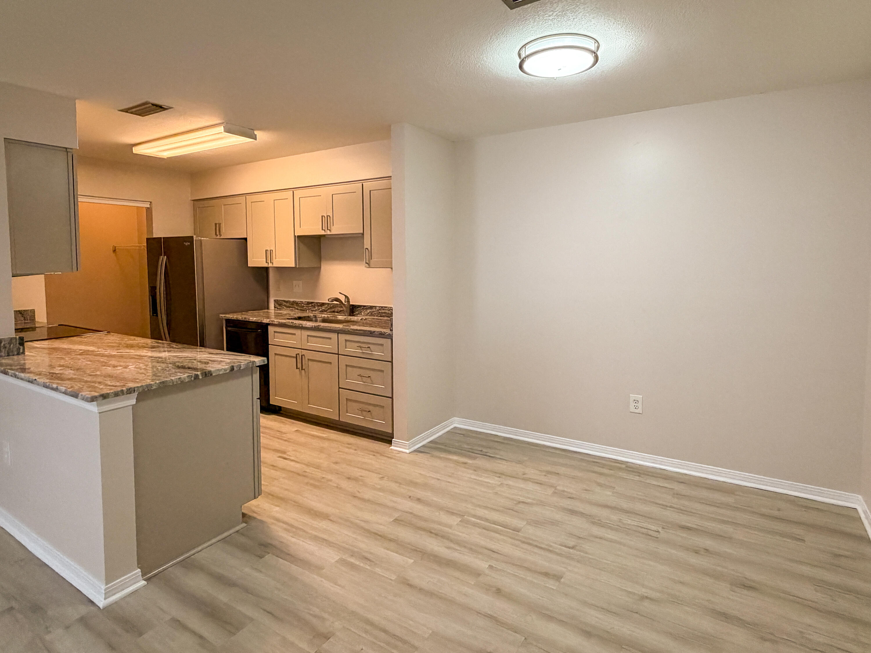 CARMEL VILLAGE T/H - Residential Lease