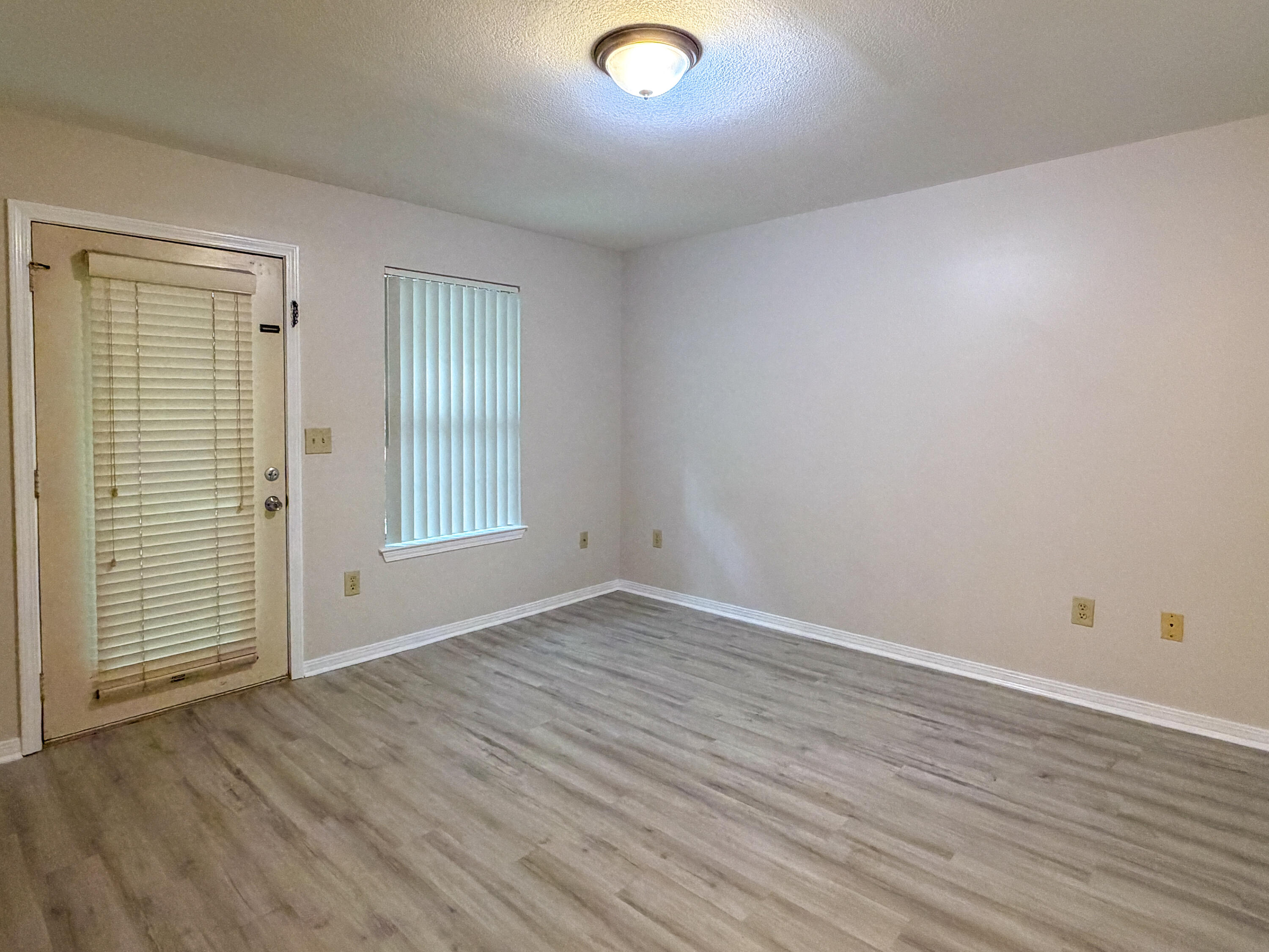 CARMEL VILLAGE T/H - Residential Lease