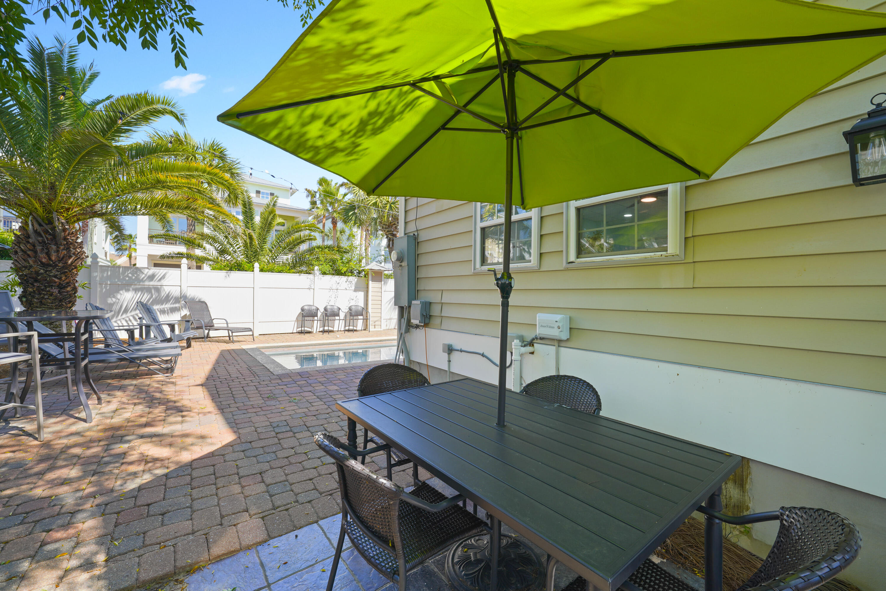 FRANGISTA BEACH 1ST ADDN - Residential