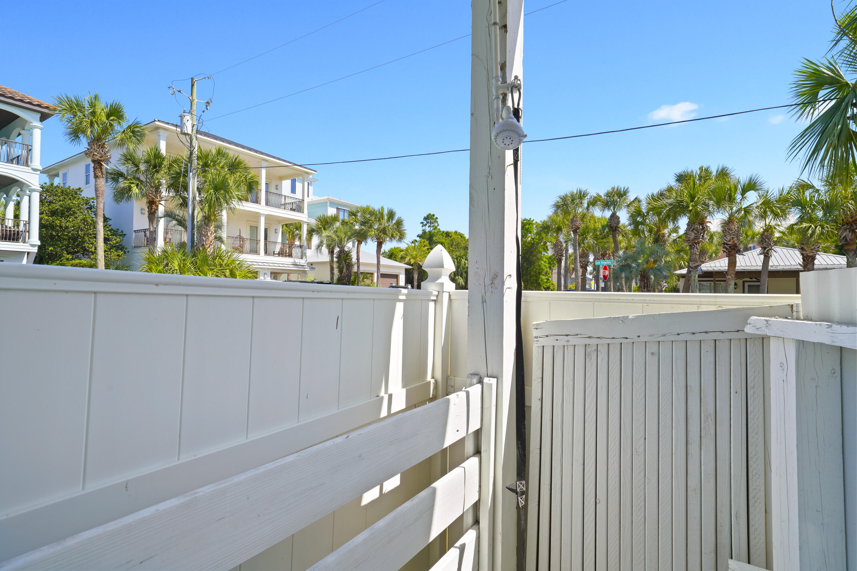 FRANGISTA BEACH 1ST ADDN - Residential