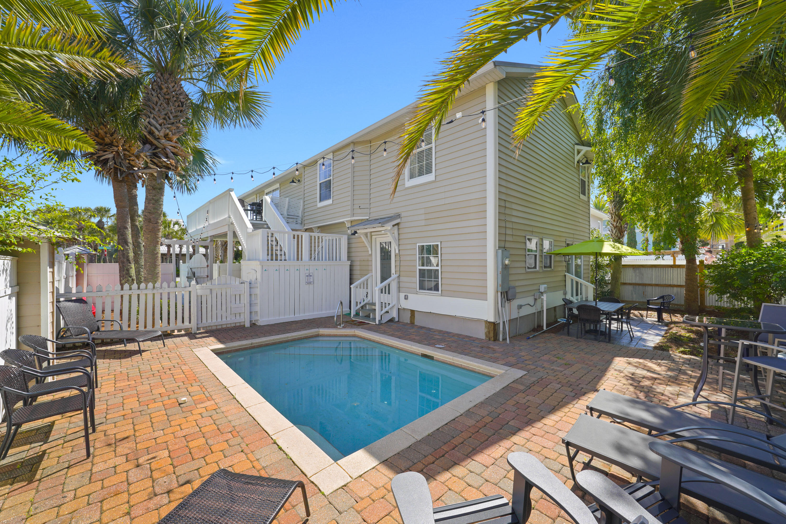 FRANGISTA BEACH 1ST ADDN - Residential