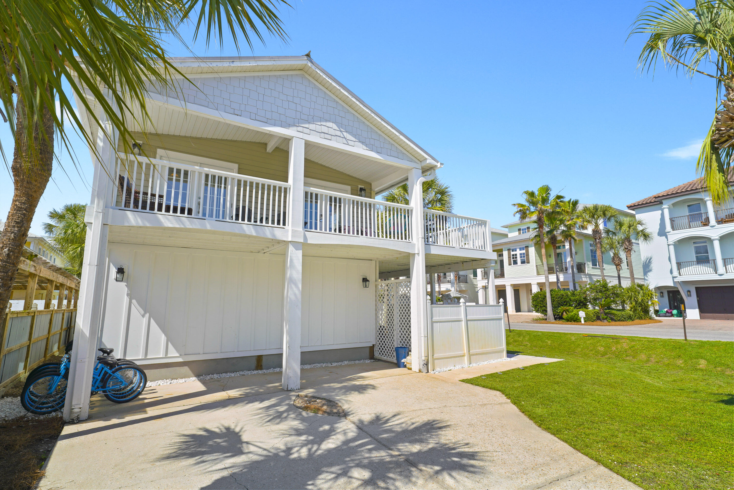 FRANGISTA BEACH 1ST ADDN - Residential
