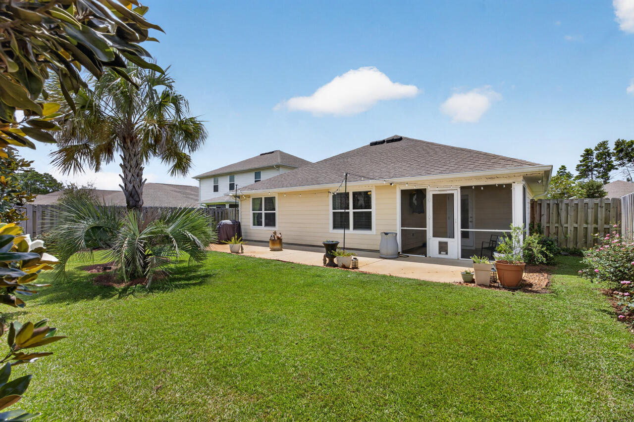 HAMMOCK BAY - Residential