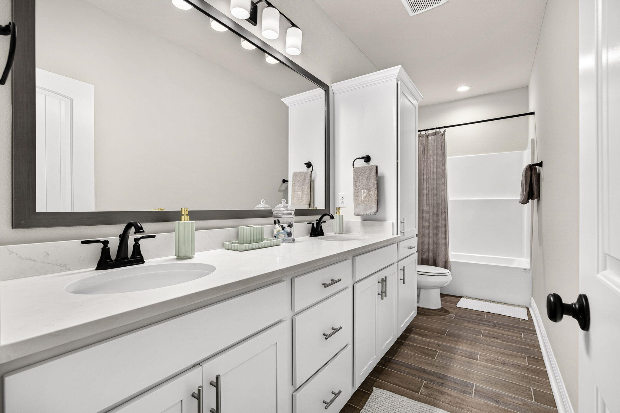 HAMMOCK BAY - STARBURST - Residential