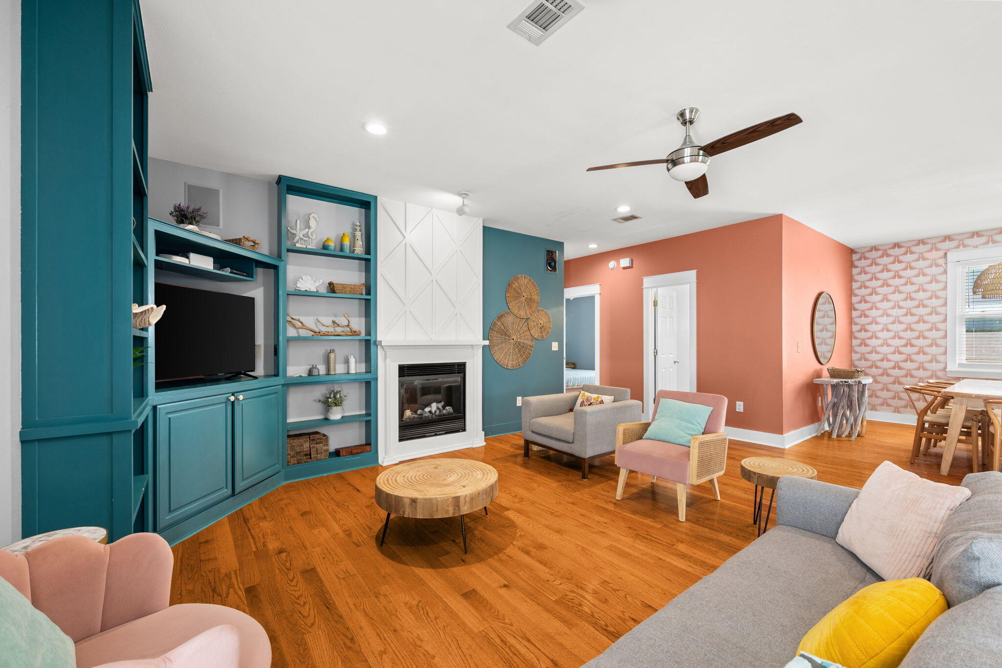CRYSTAL BEACH - Residential