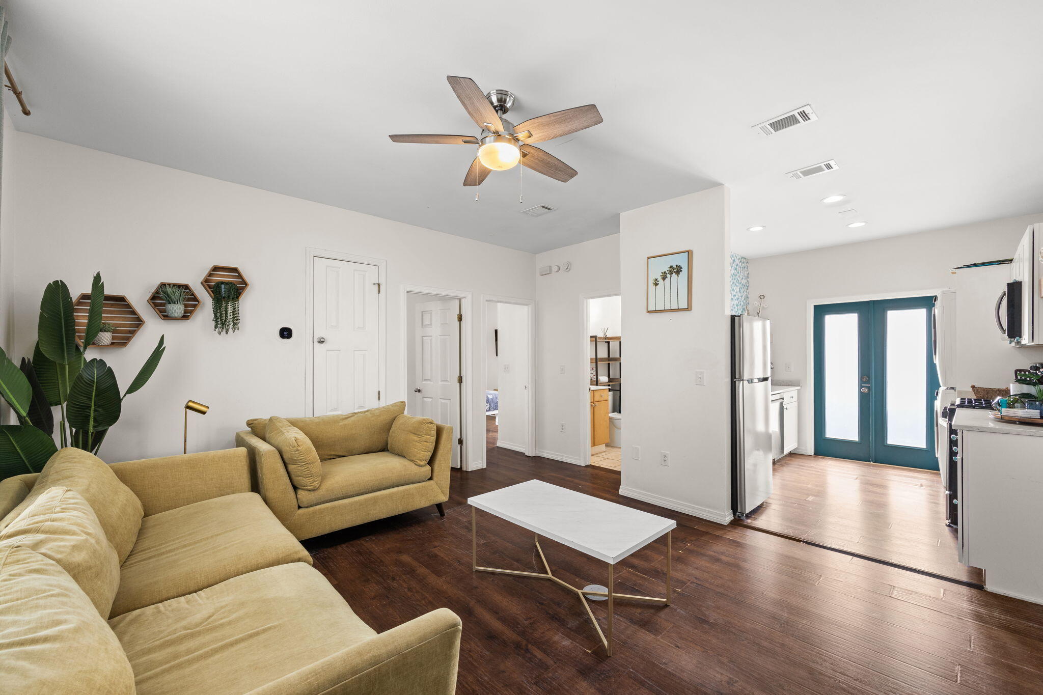 CRYSTAL BEACH - Residential