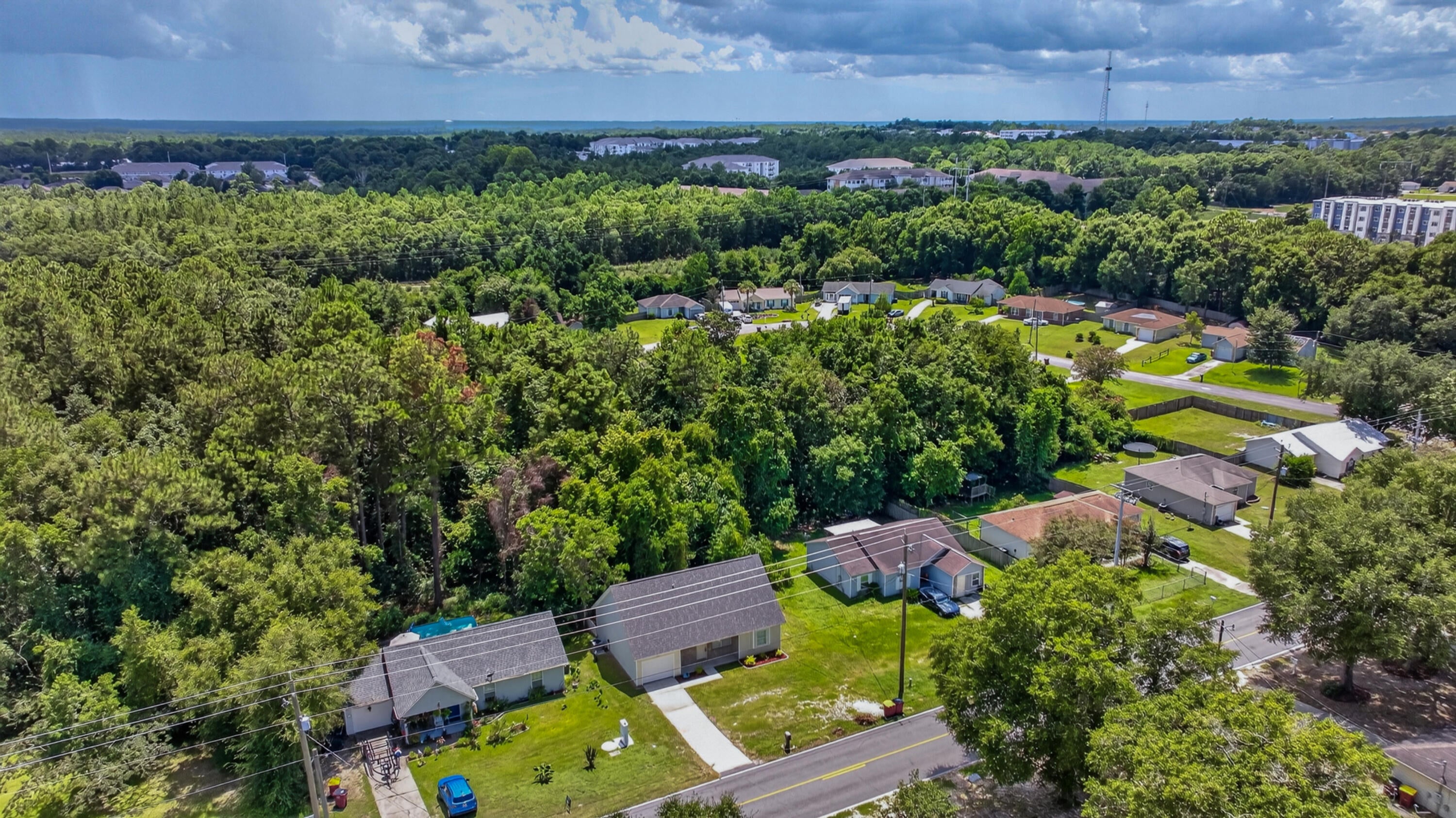 APLIN HEIGHTS S/D LOT 1 - Residential